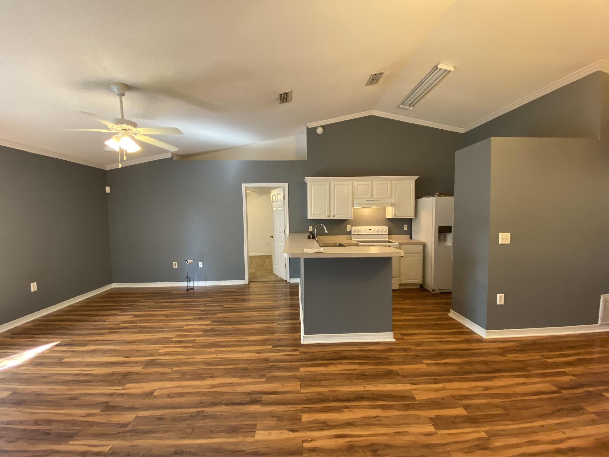 RIDGE CREST PH I - Residential