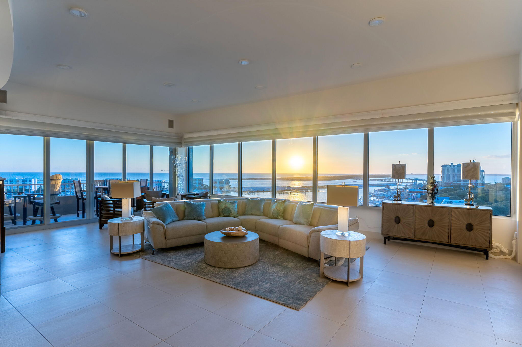 DESTIN YACHT CLUB - Residential
