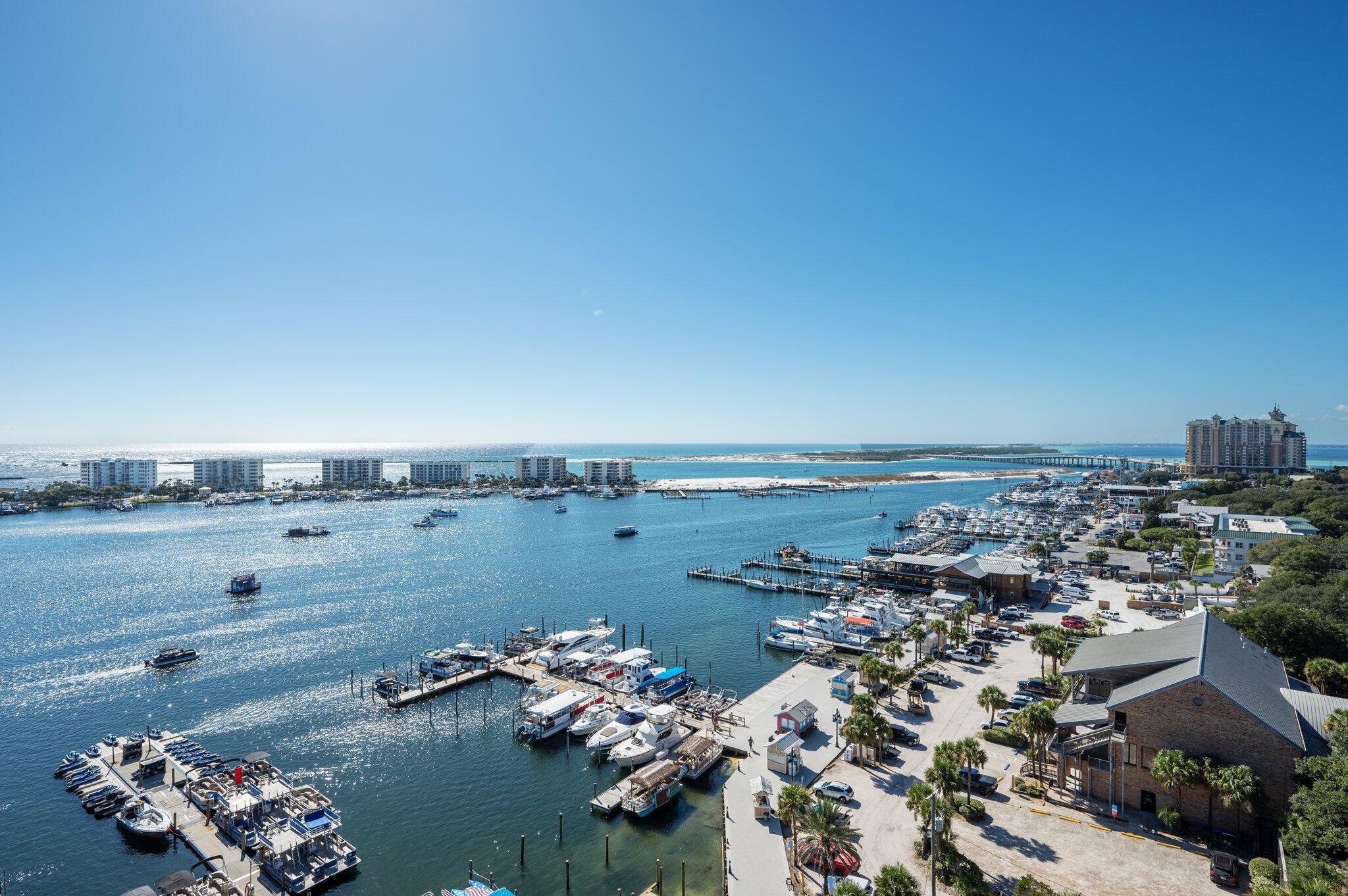 DESTIN YACHT CLUB - Residential
