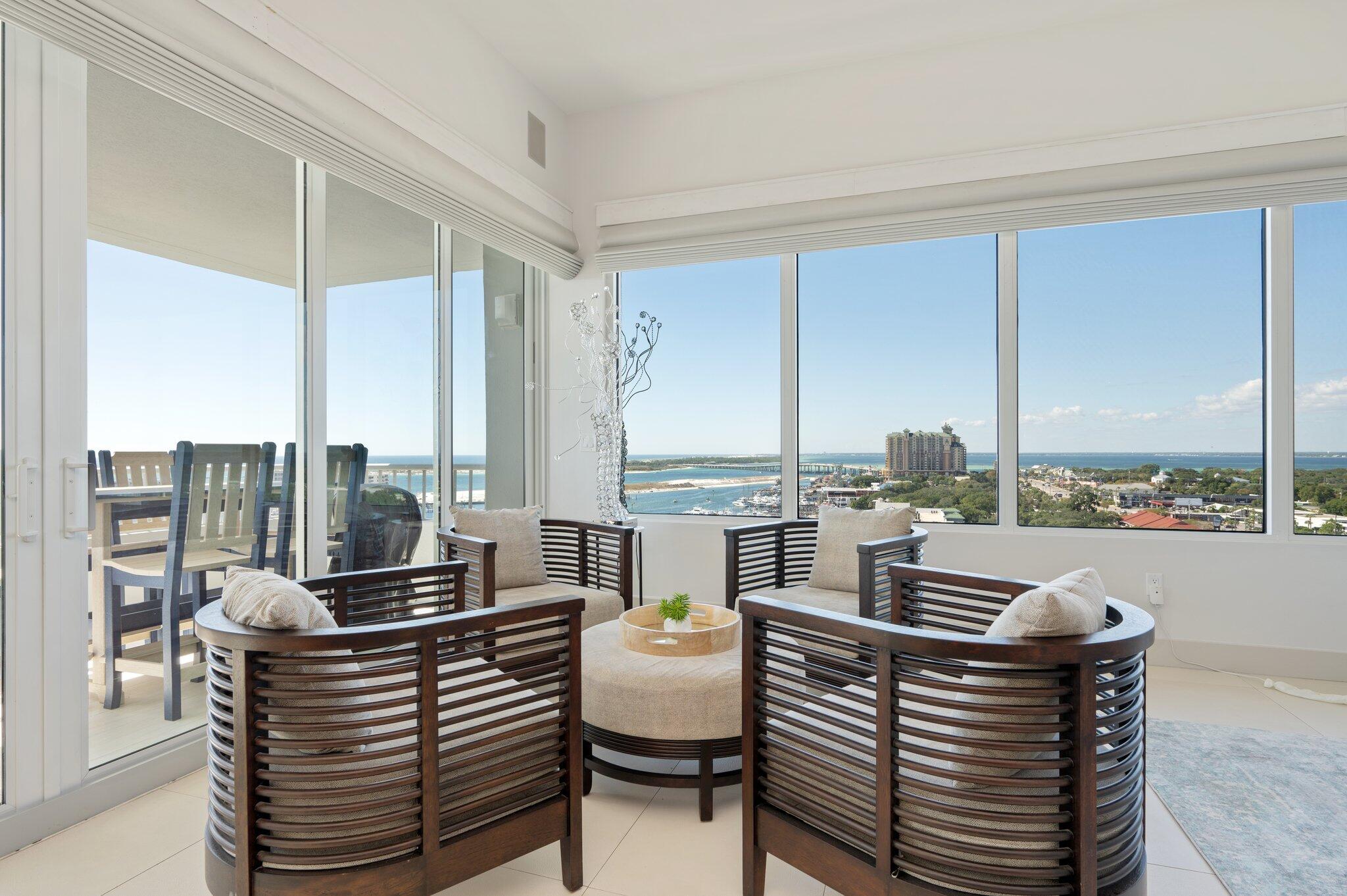 DESTIN YACHT CLUB - Residential
