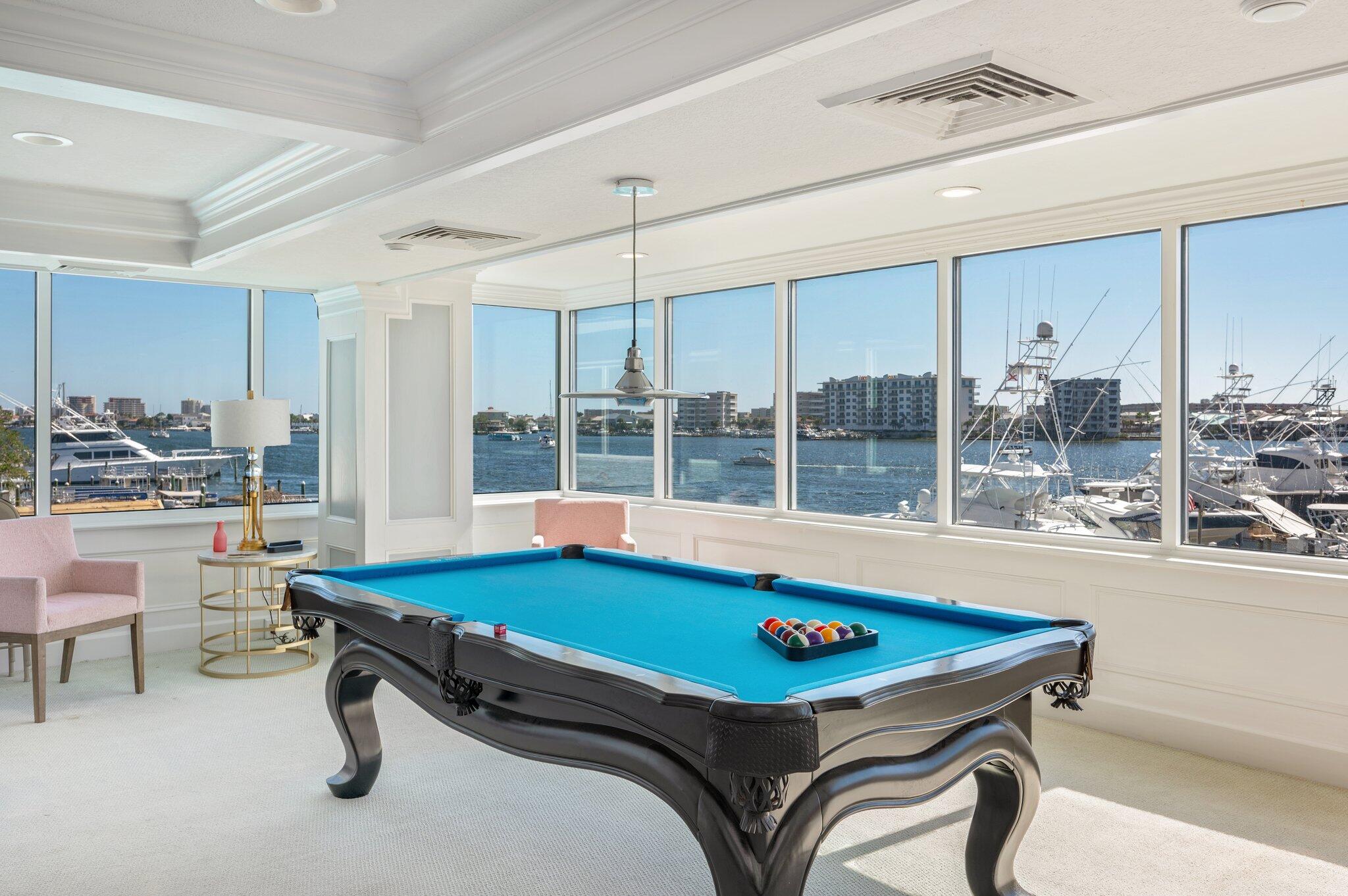 DESTIN YACHT CLUB - Residential