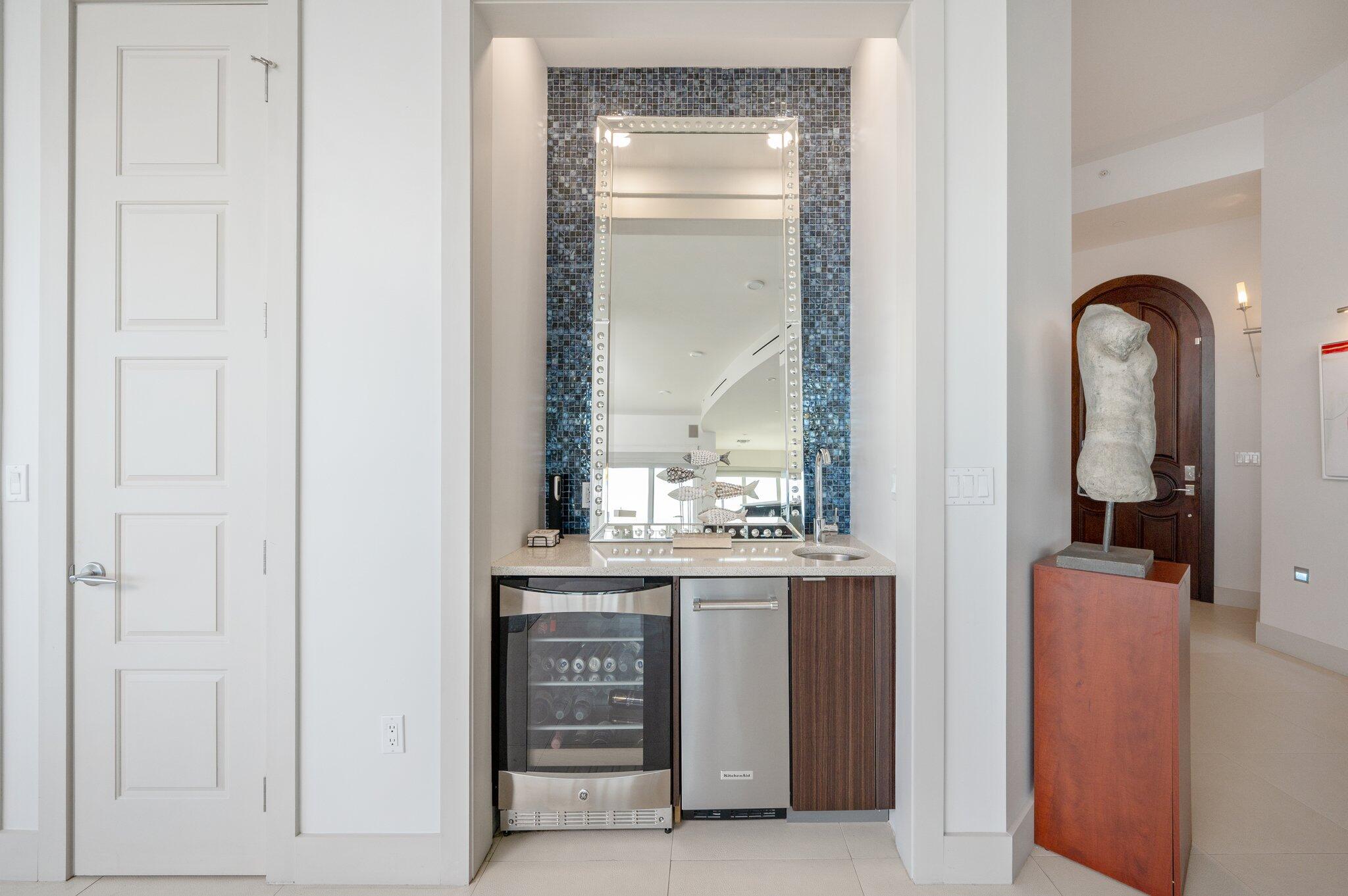 DESTIN YACHT CLUB - Residential