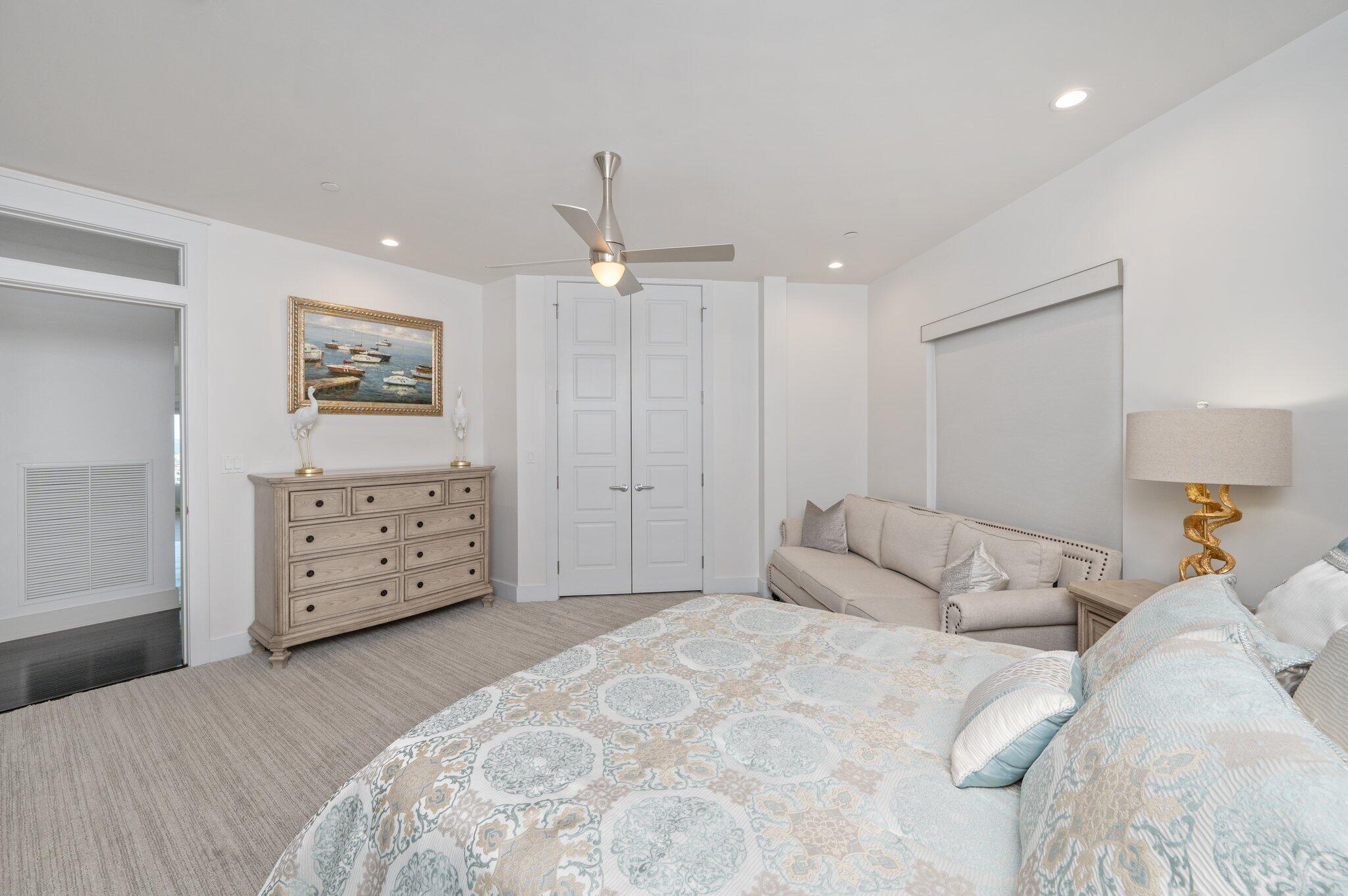DESTIN YACHT CLUB - Residential