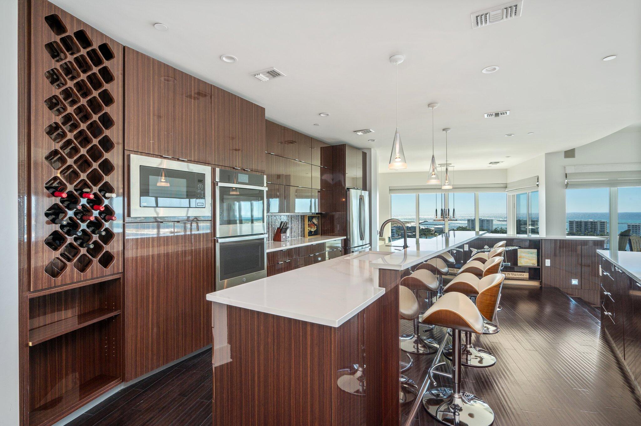 DESTIN YACHT CLUB - Residential