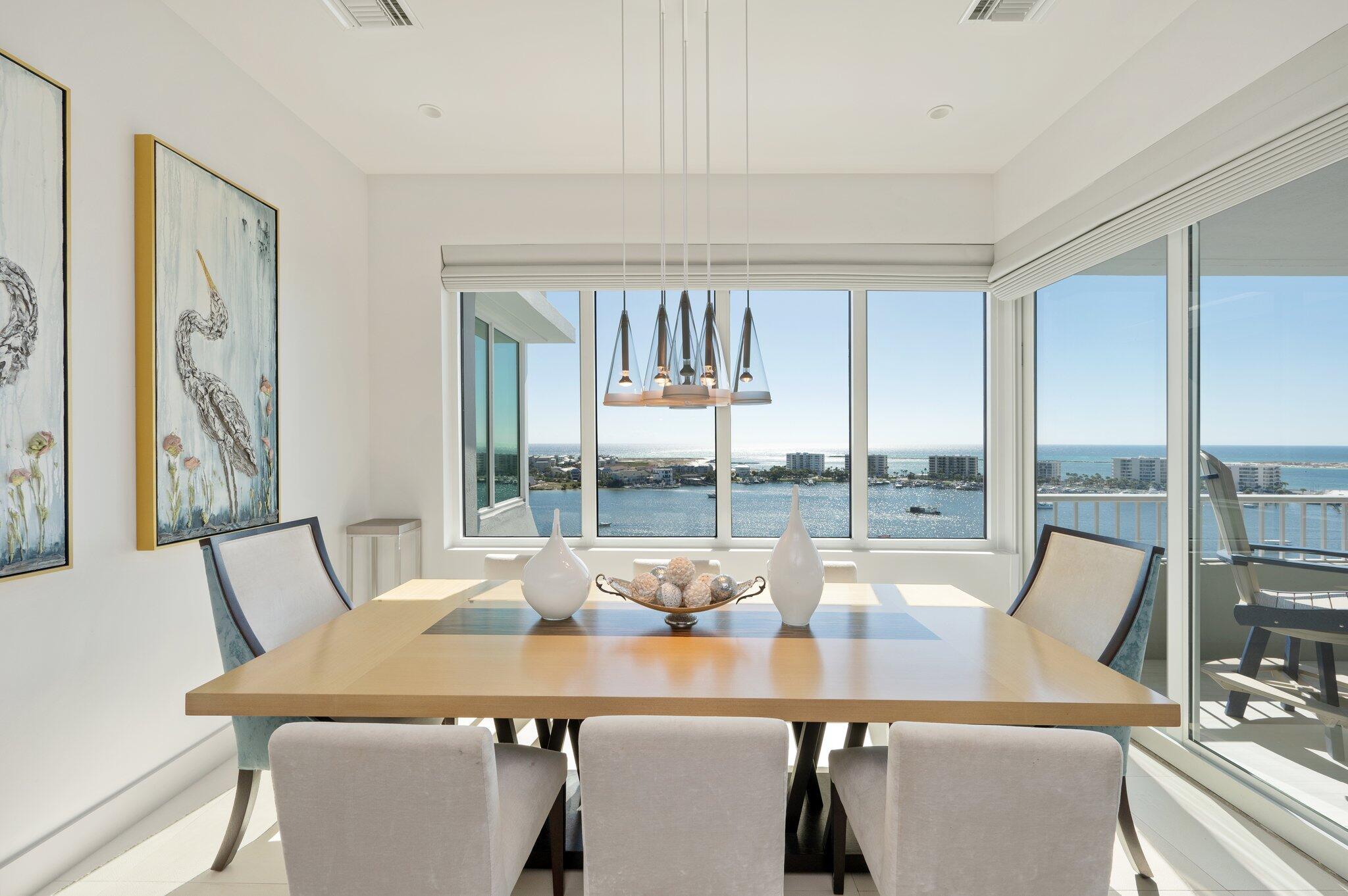 DESTIN YACHT CLUB - Residential