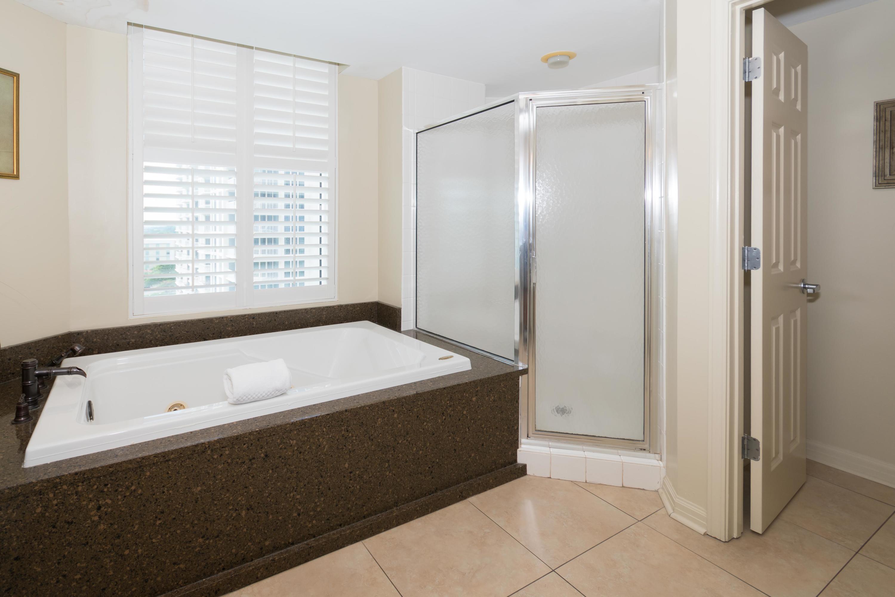 ST. MAARTEN AT SILVER SHELLS - Residential