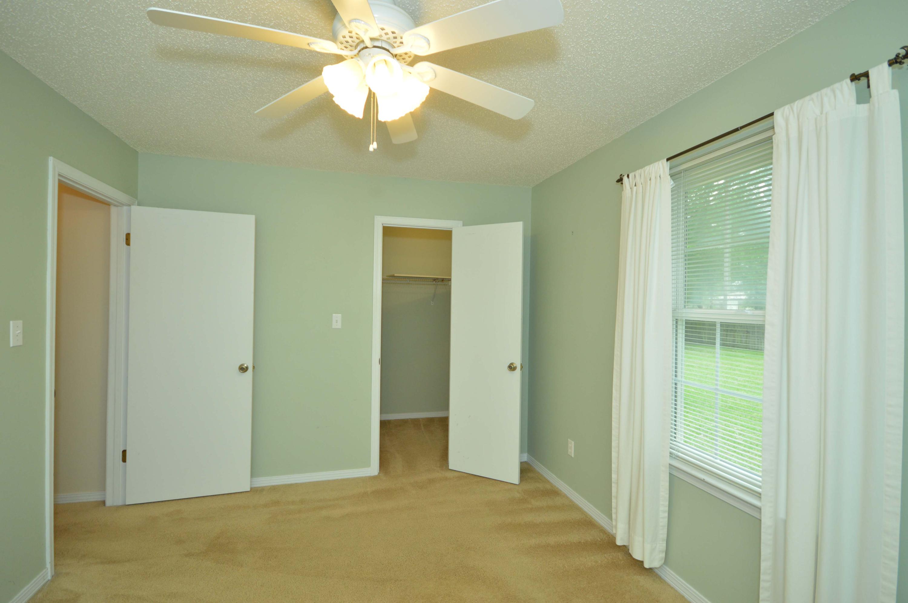 PINE LAKE ESTATES - Residential