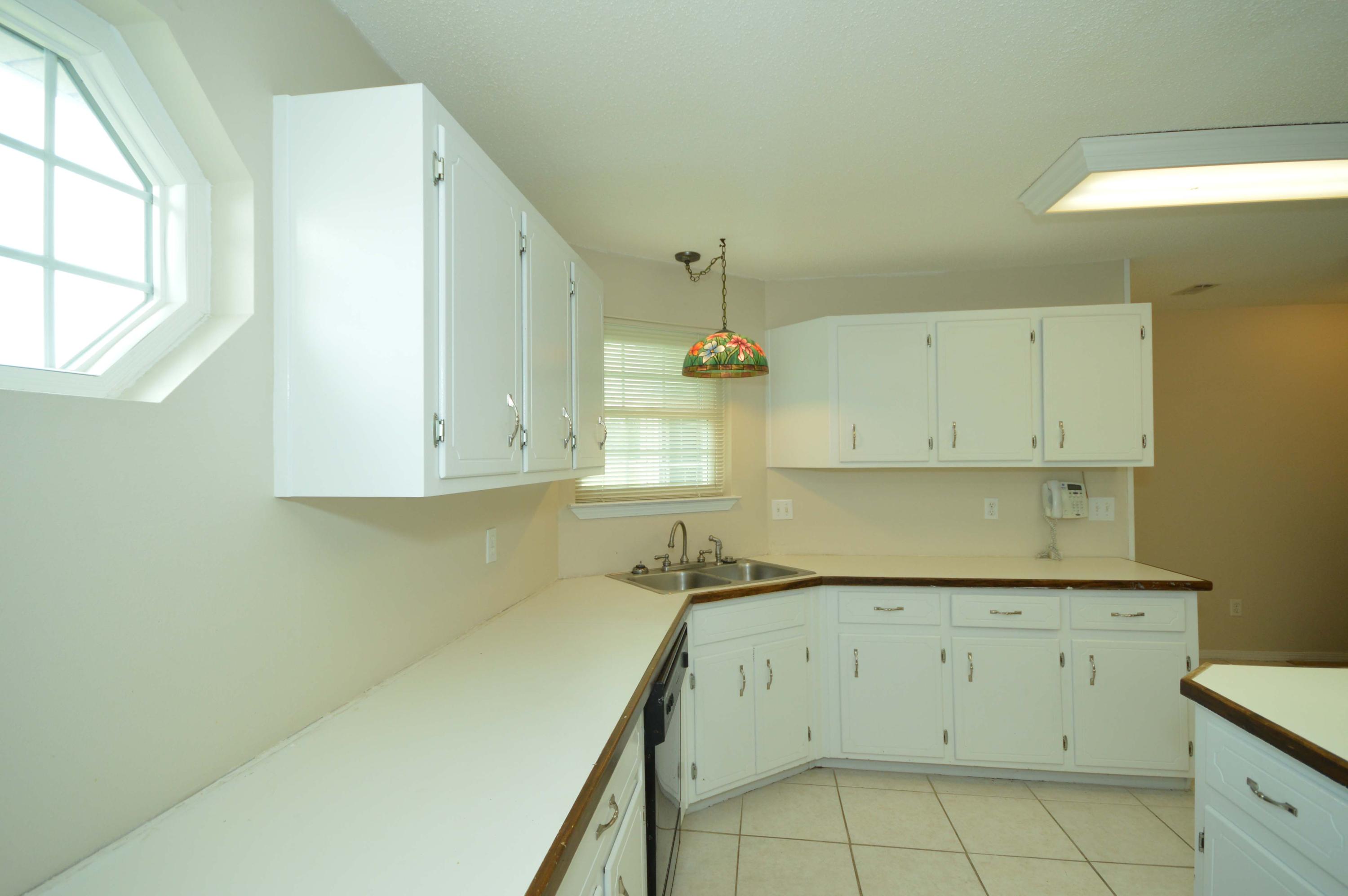 PINE LAKE ESTATES - Residential