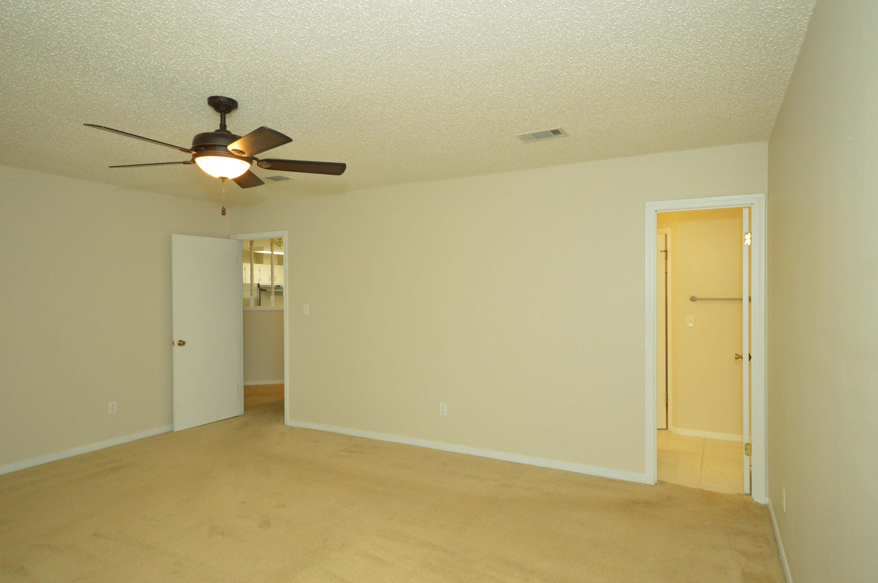 PINE LAKE ESTATES - Residential