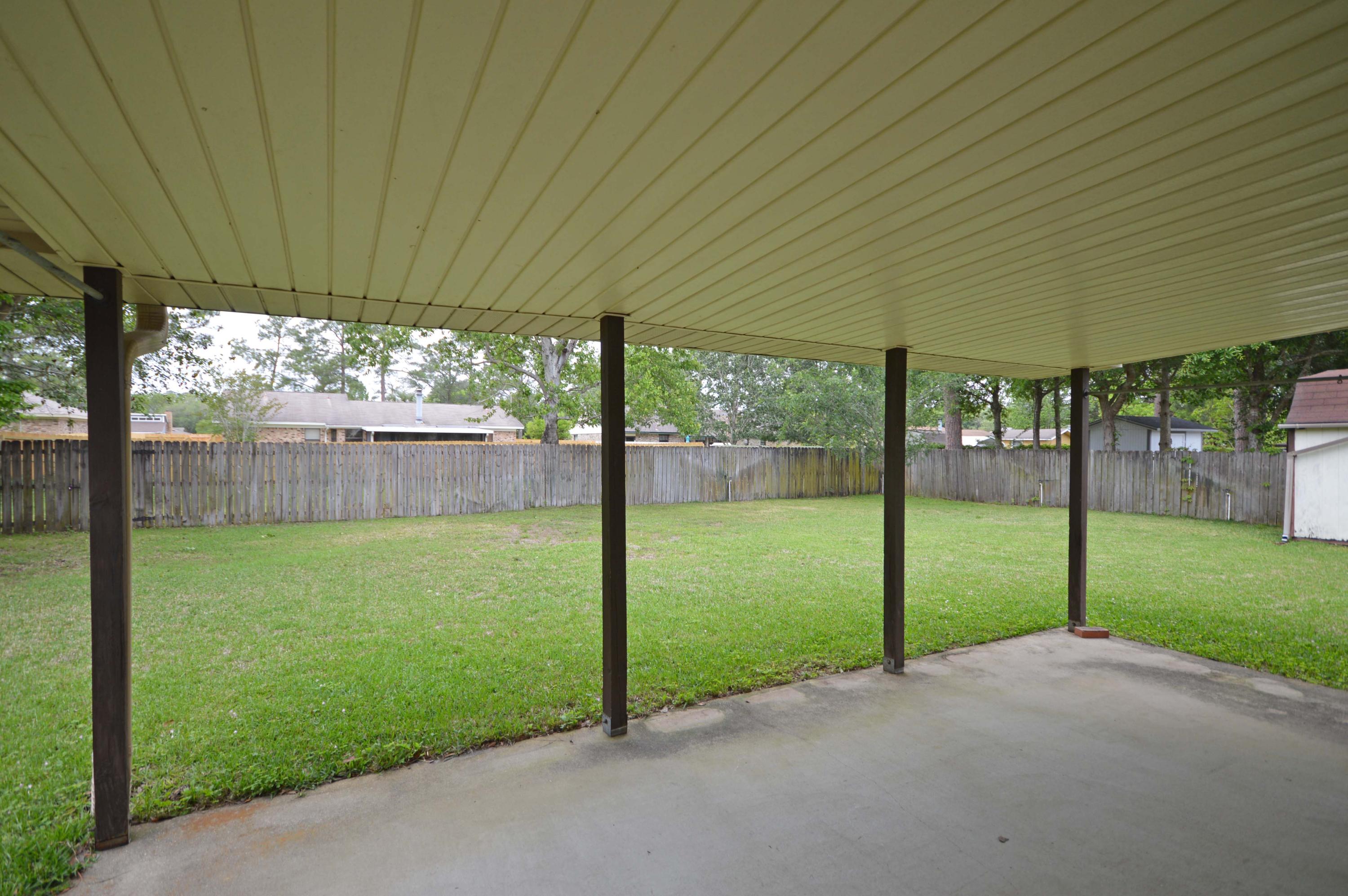 PINE LAKE ESTATES - Residential