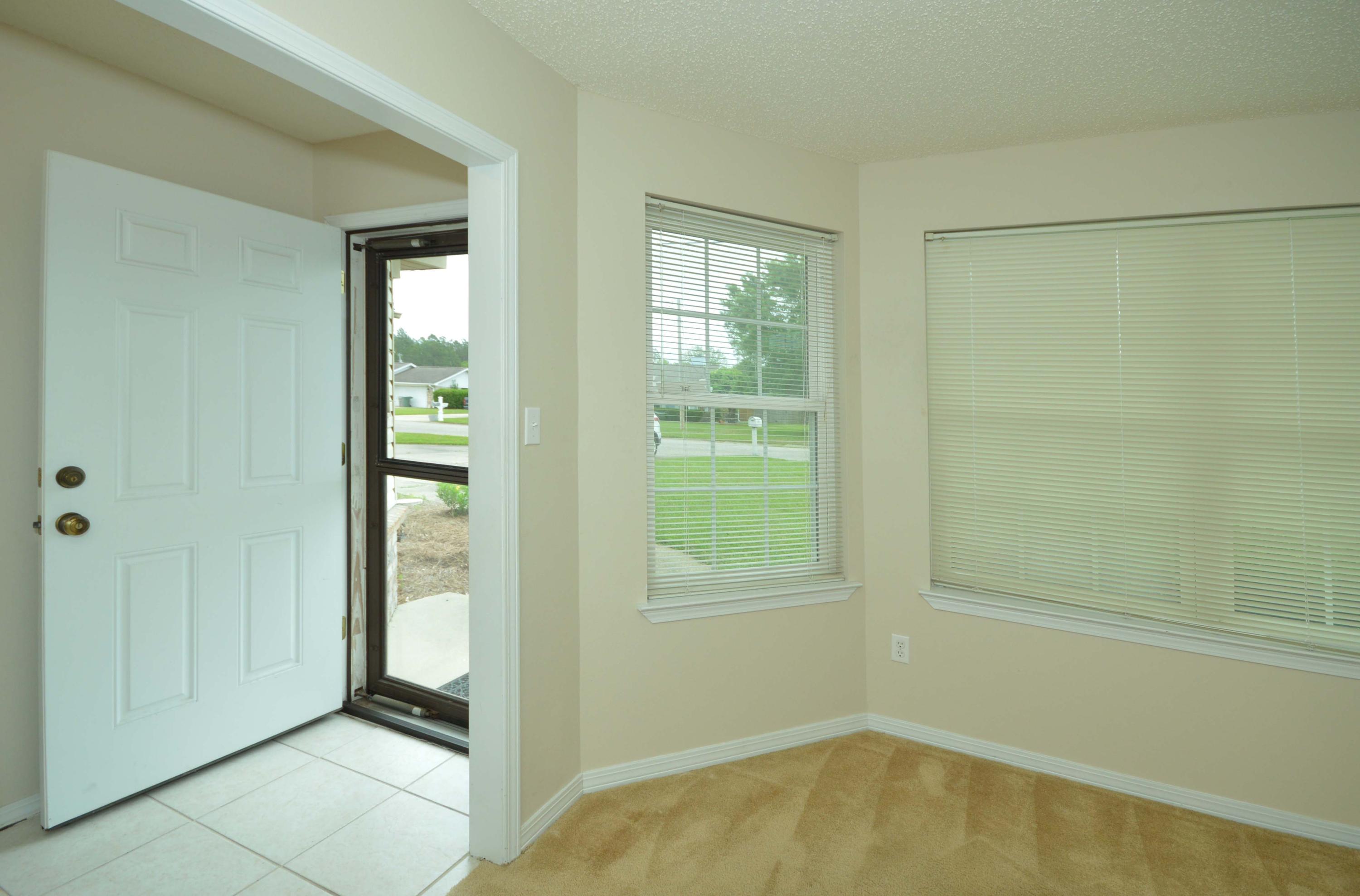 PINE LAKE ESTATES - Residential