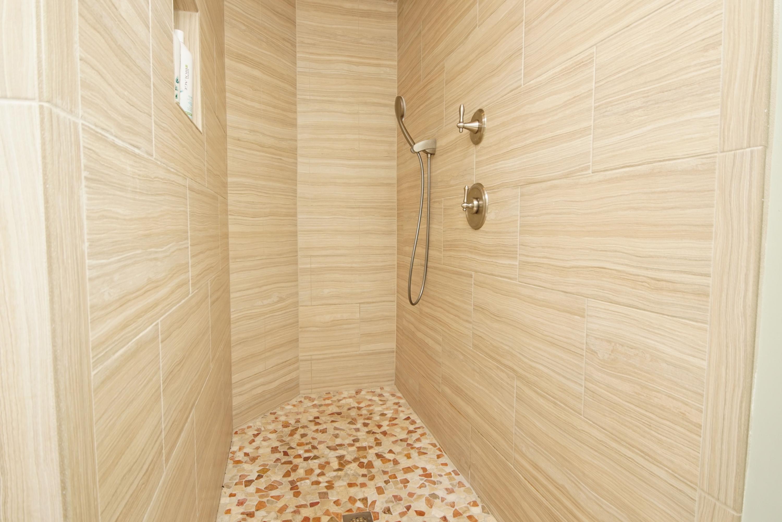 EMERALD BAY PH 1A - Residential