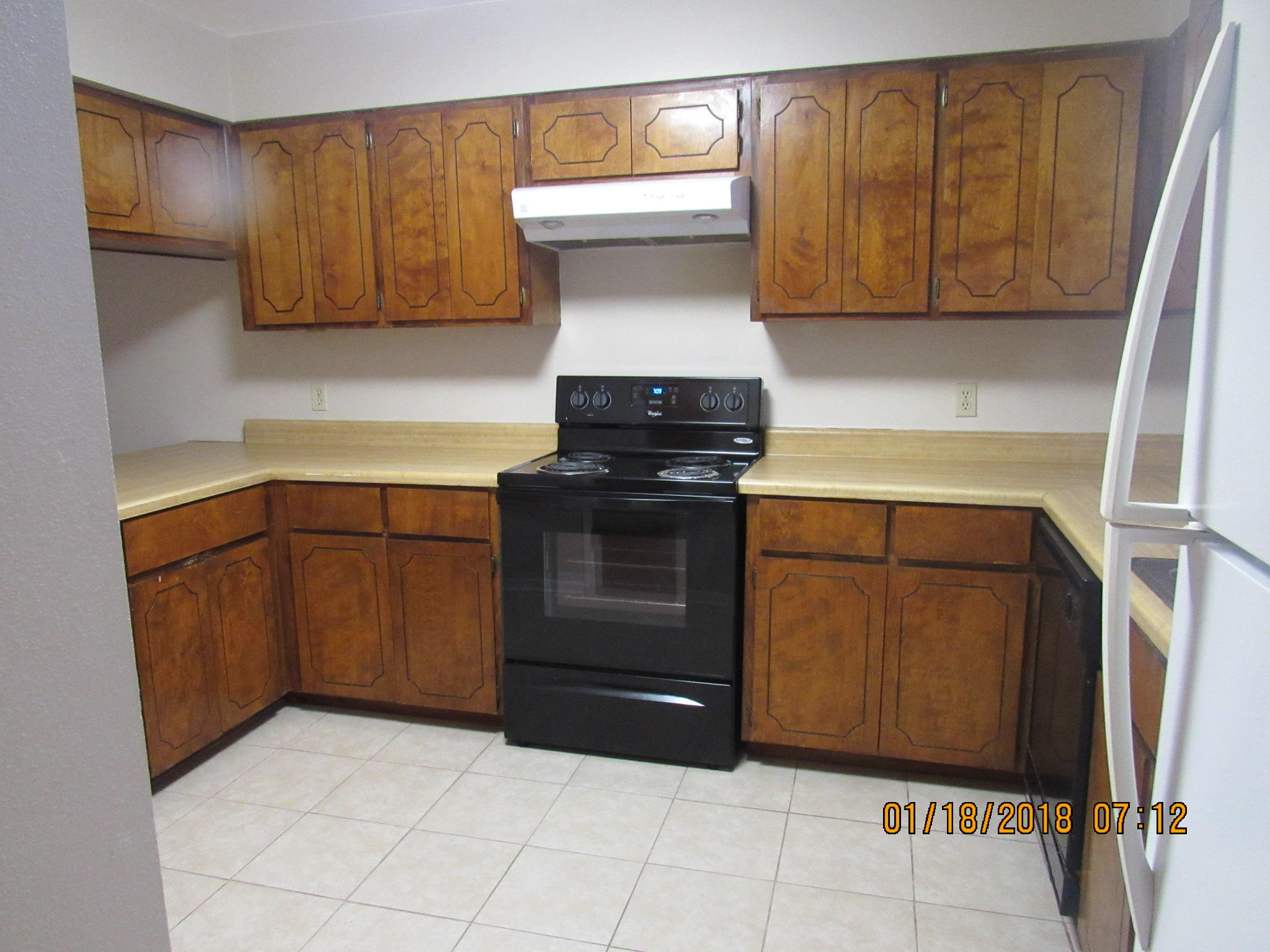 WHISPERING OAKS - Residential Lease