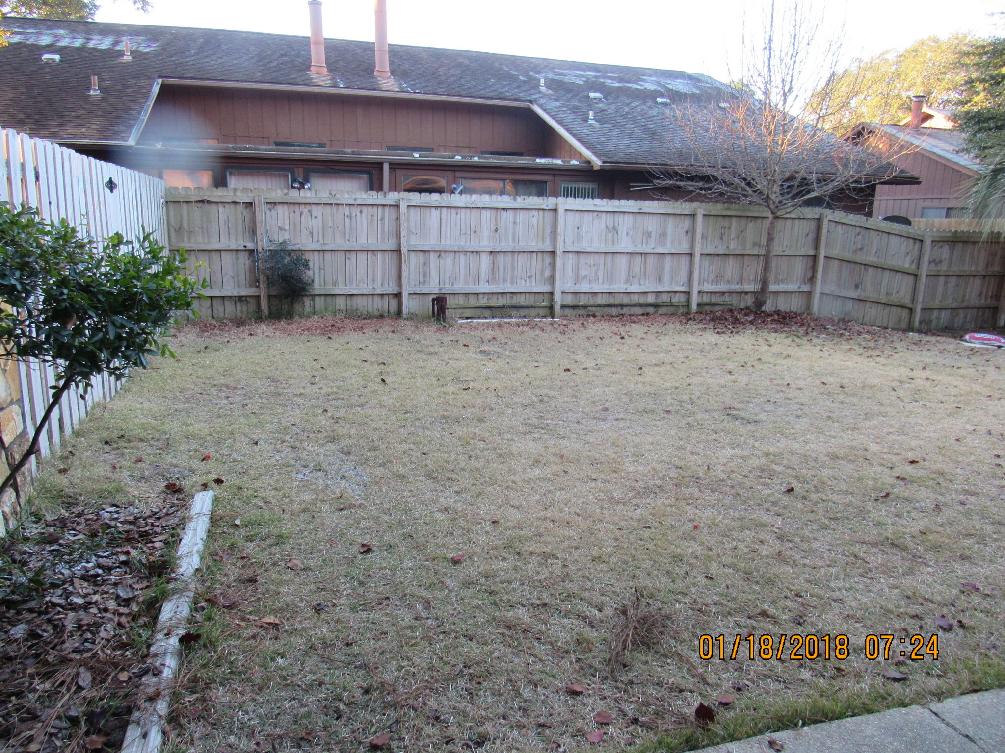 WHISPERING OAKS - Residential Lease