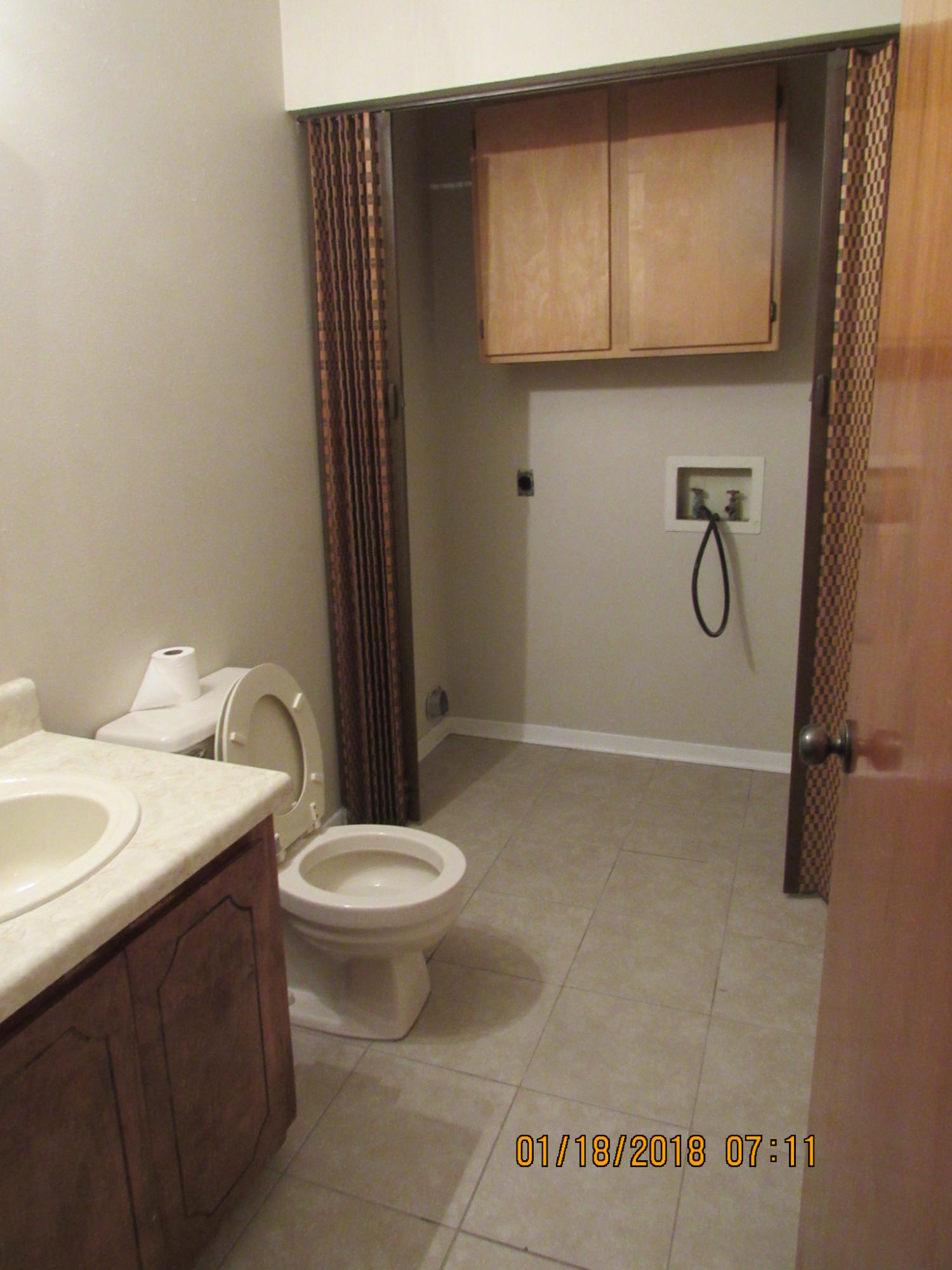 WHISPERING OAKS - Residential Lease