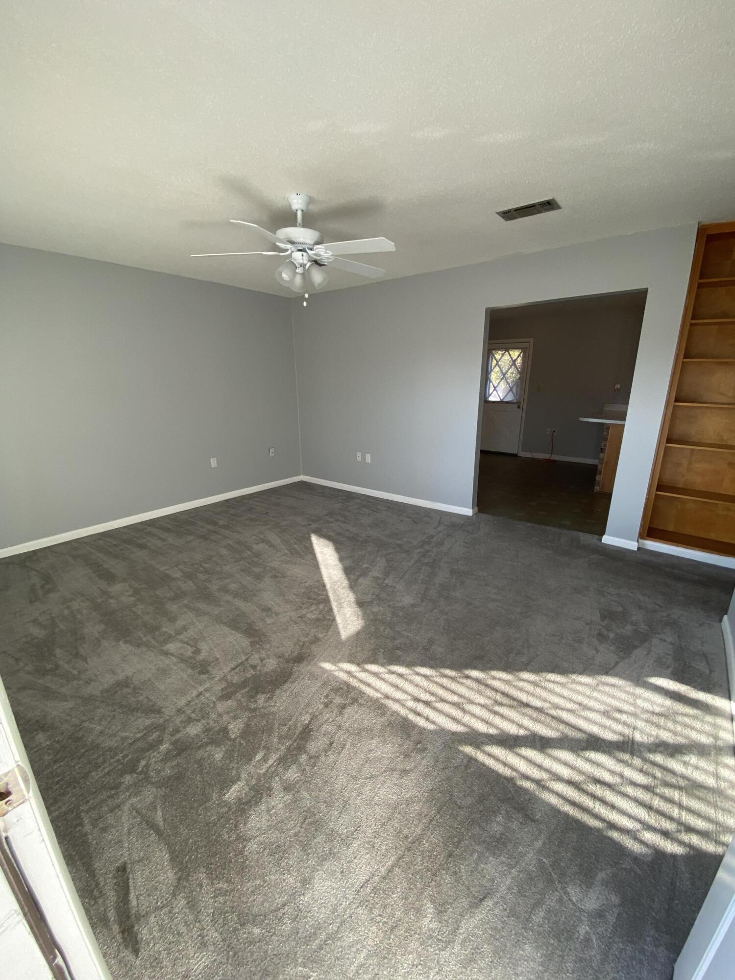 MARY ESTHER HEIGHTS - Residential Lease