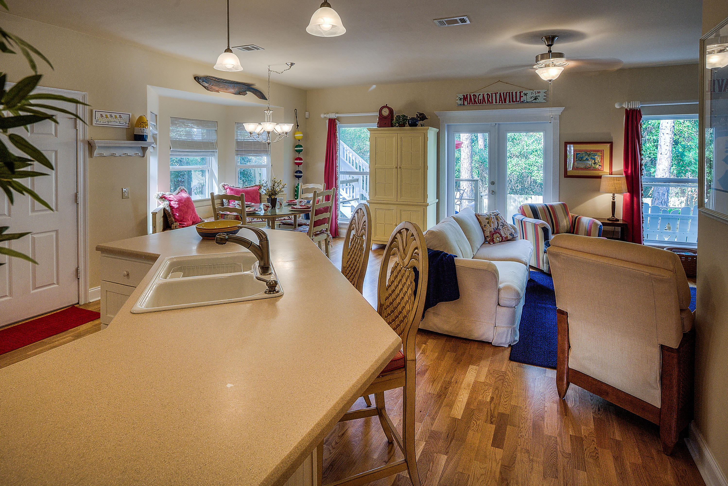 SEAGROVE VILLAGE 7TH ADD - Residential