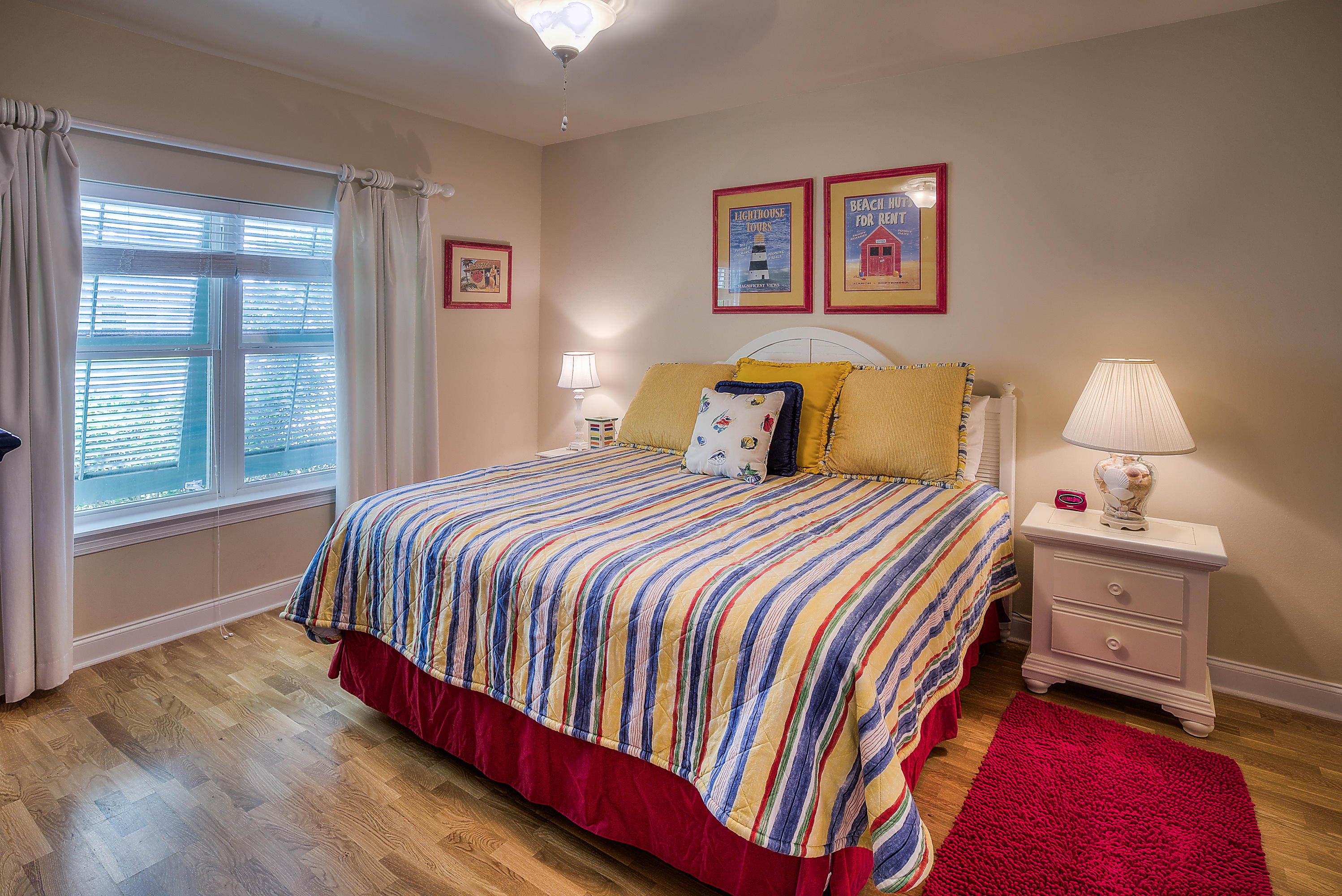 SEAGROVE VILLAGE 7TH ADD - Residential