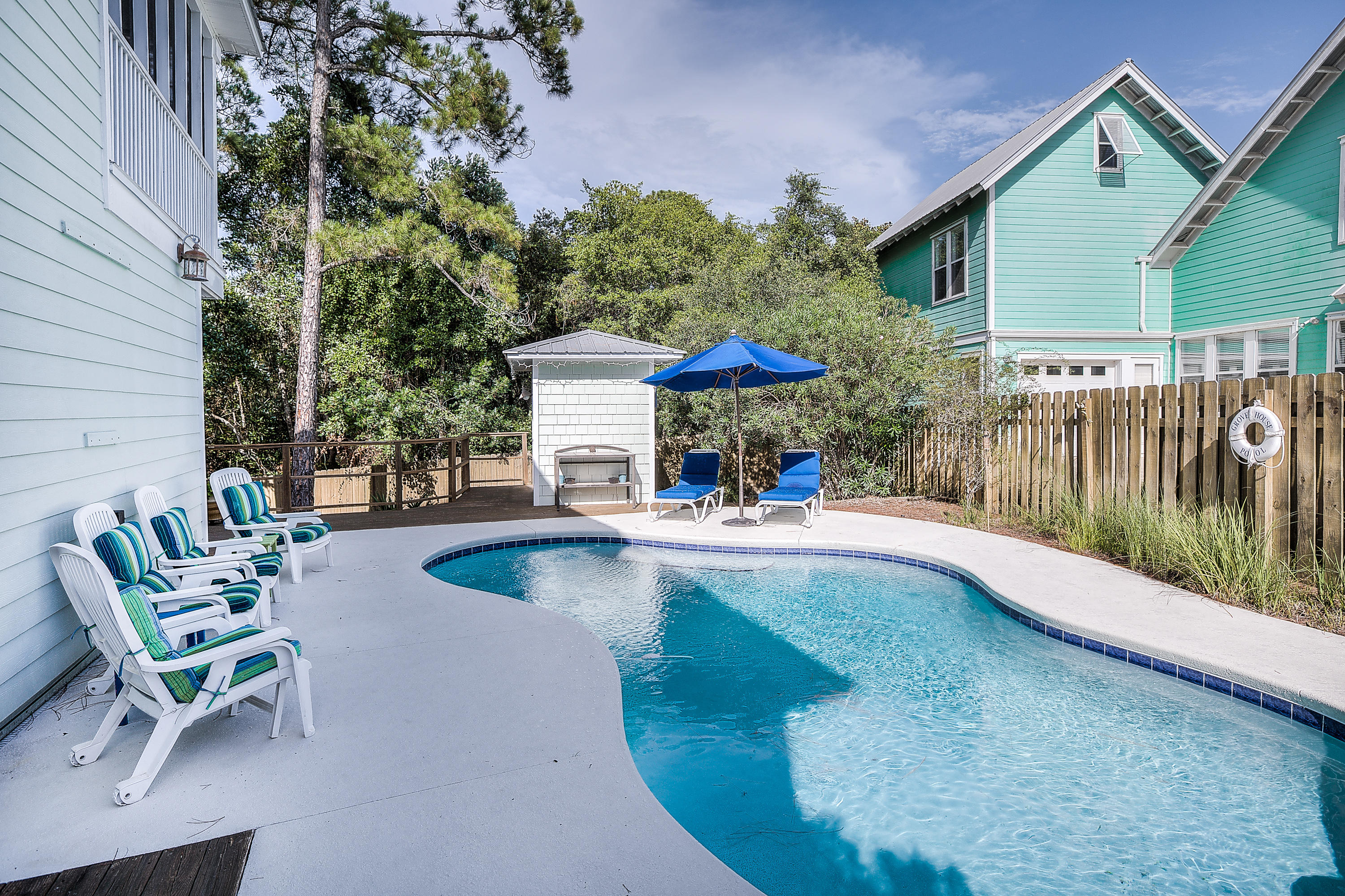 SEAGROVE VILLAGE 7TH ADD - Residential