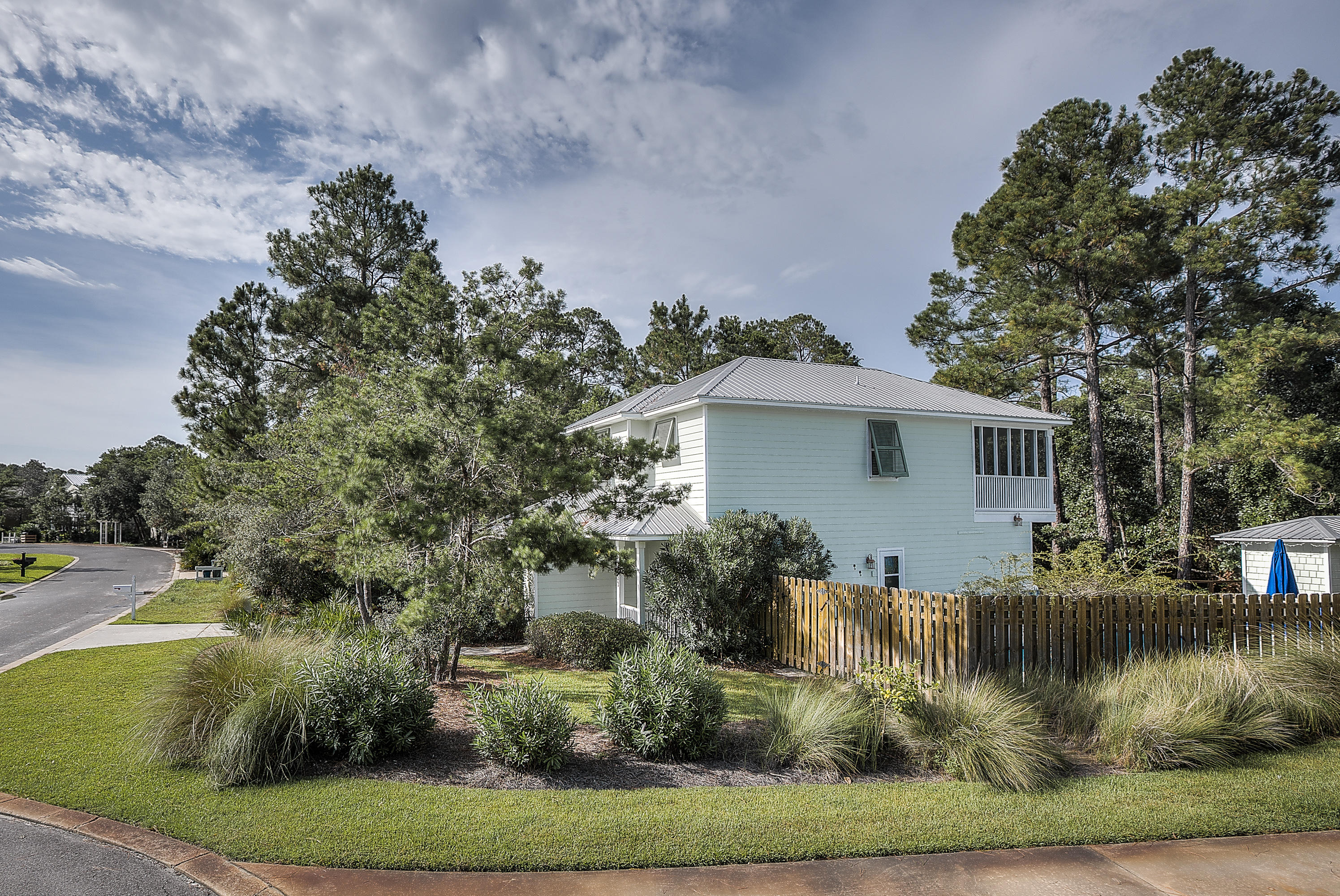 SEAGROVE VILLAGE 7TH ADD - Residential