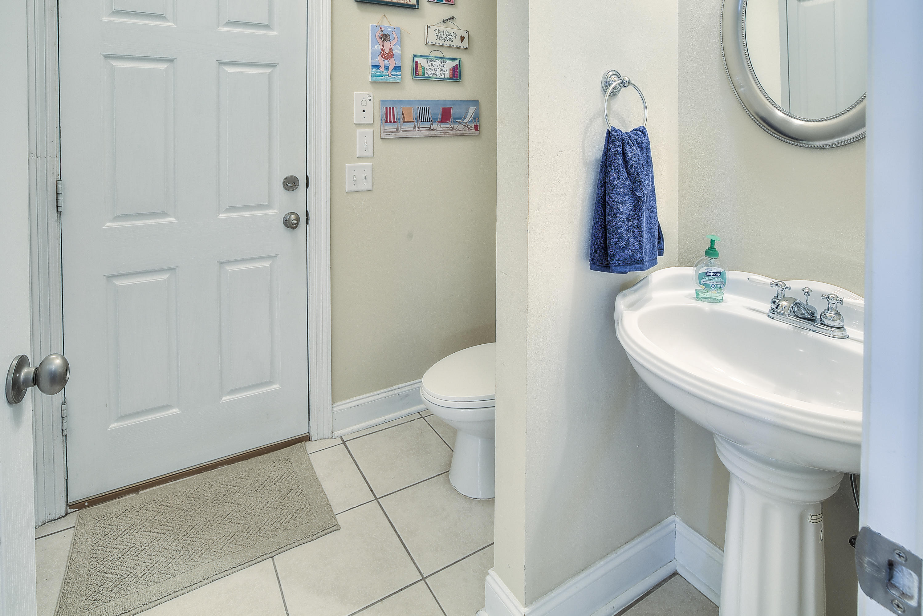 SEAGROVE VILLAGE 7TH ADD - Residential