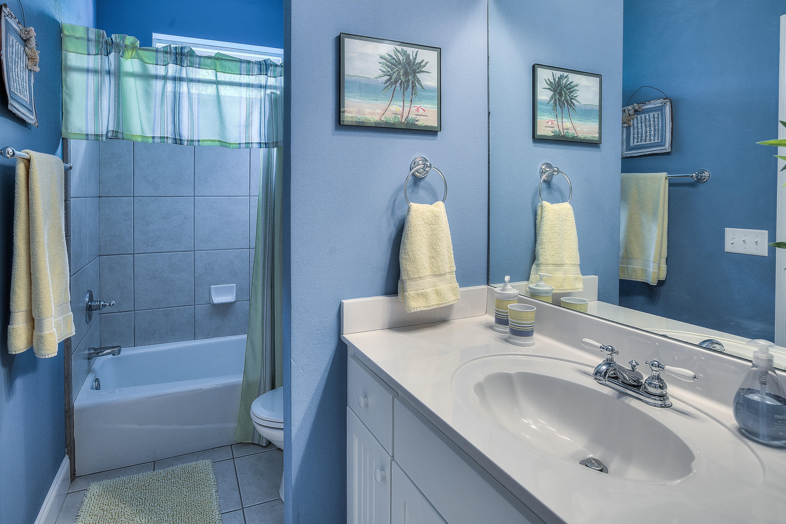 SEAGROVE VILLAGE 7TH ADD - Residential