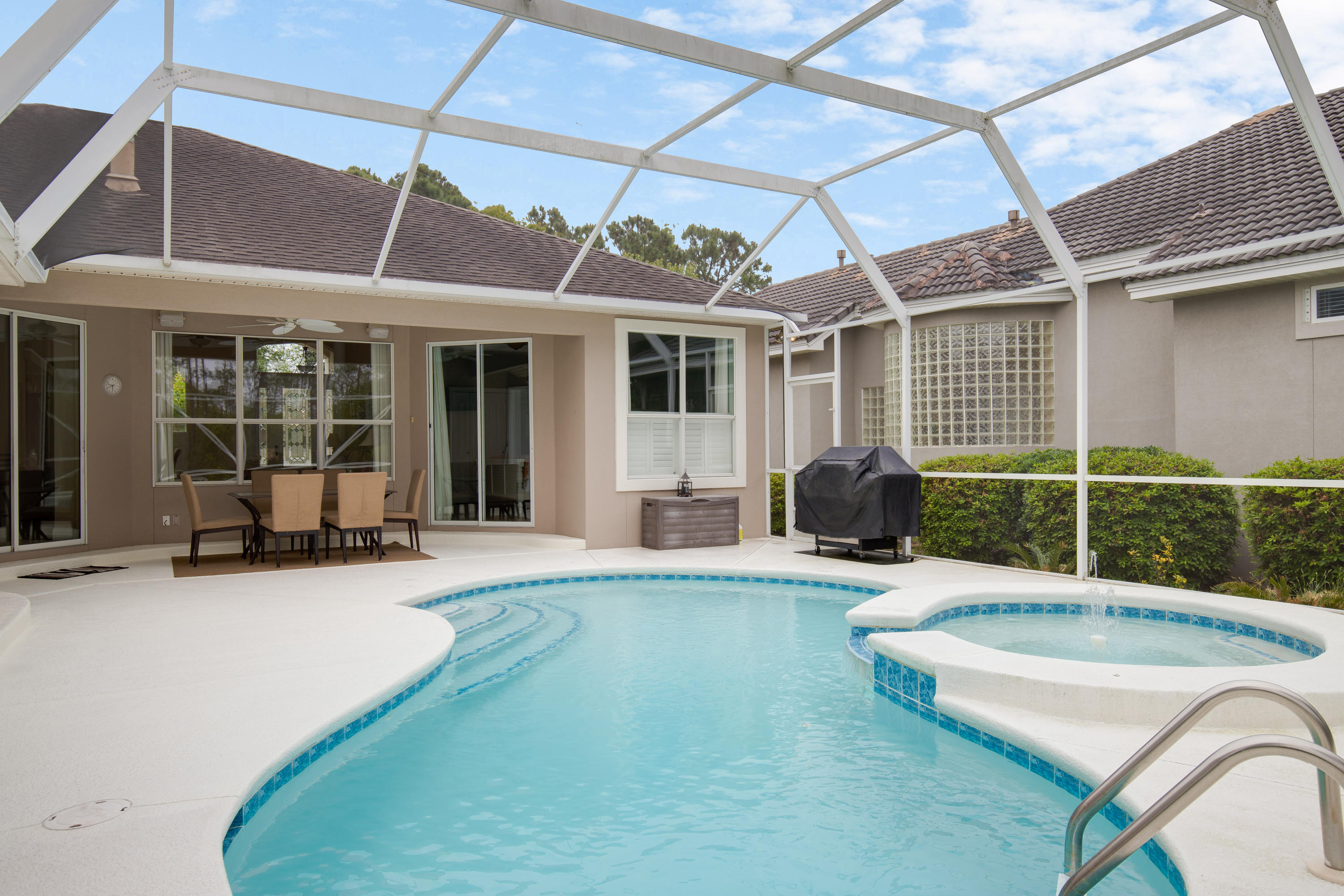 EMERALD LAKES PH 2 - Residential