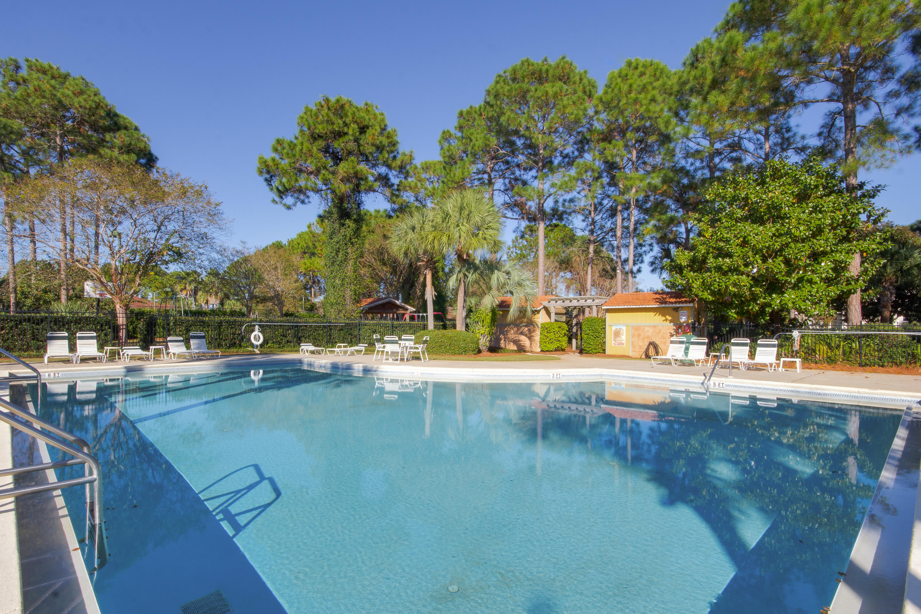 EMERALD LAKES PH 2 - Residential