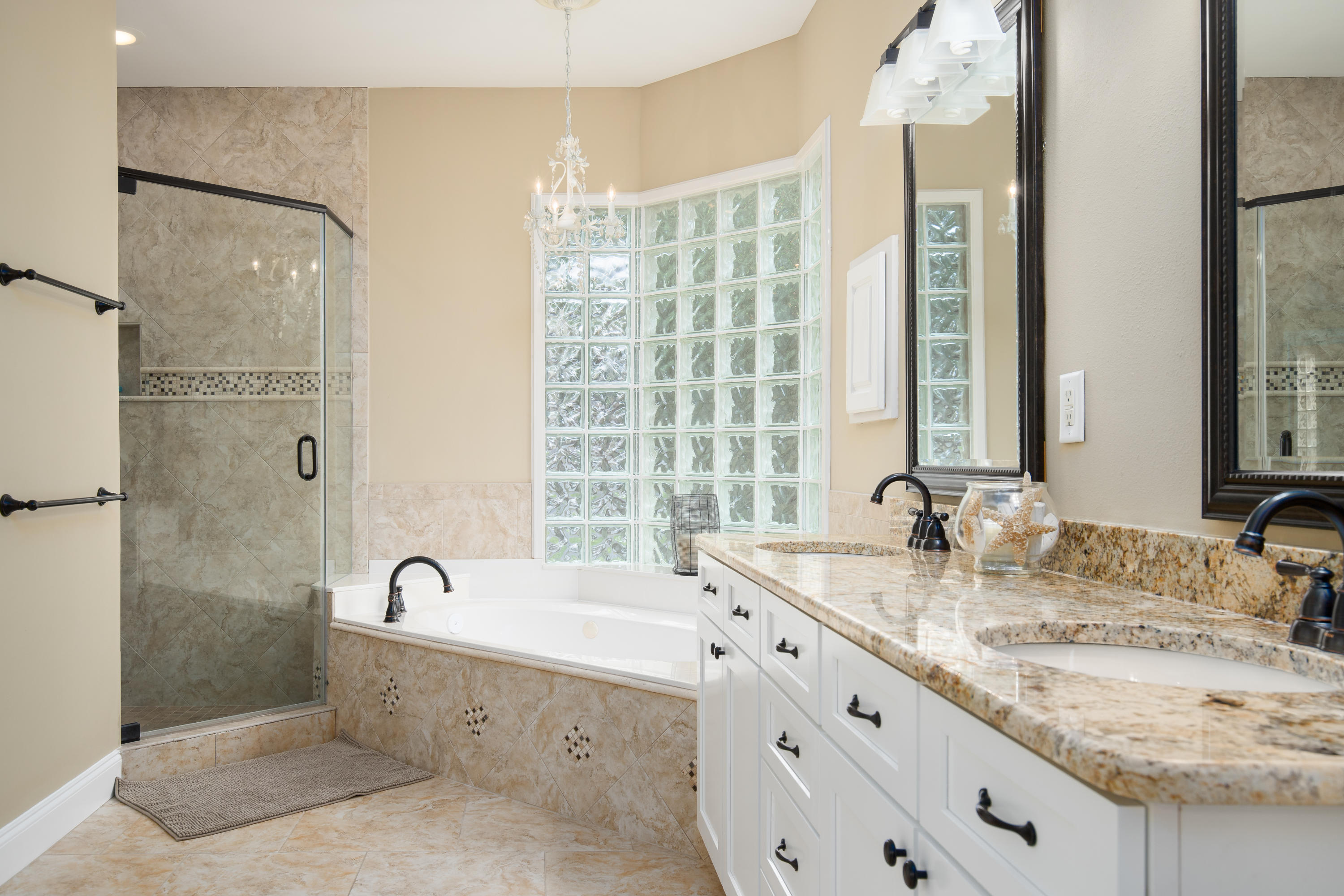 EMERALD LAKES PH 2 - Residential