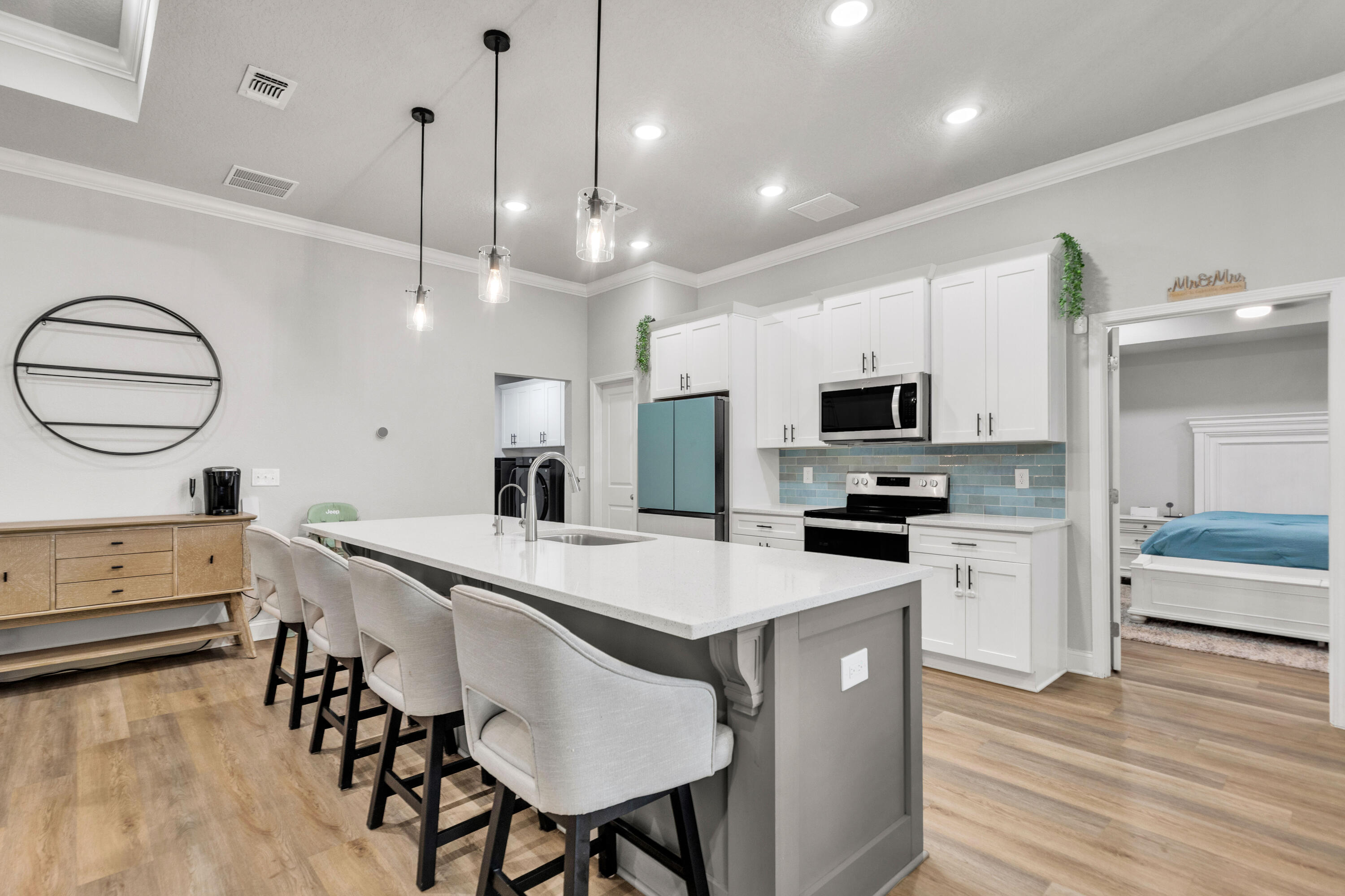 FOREST HEIGHTS - Residential Lease