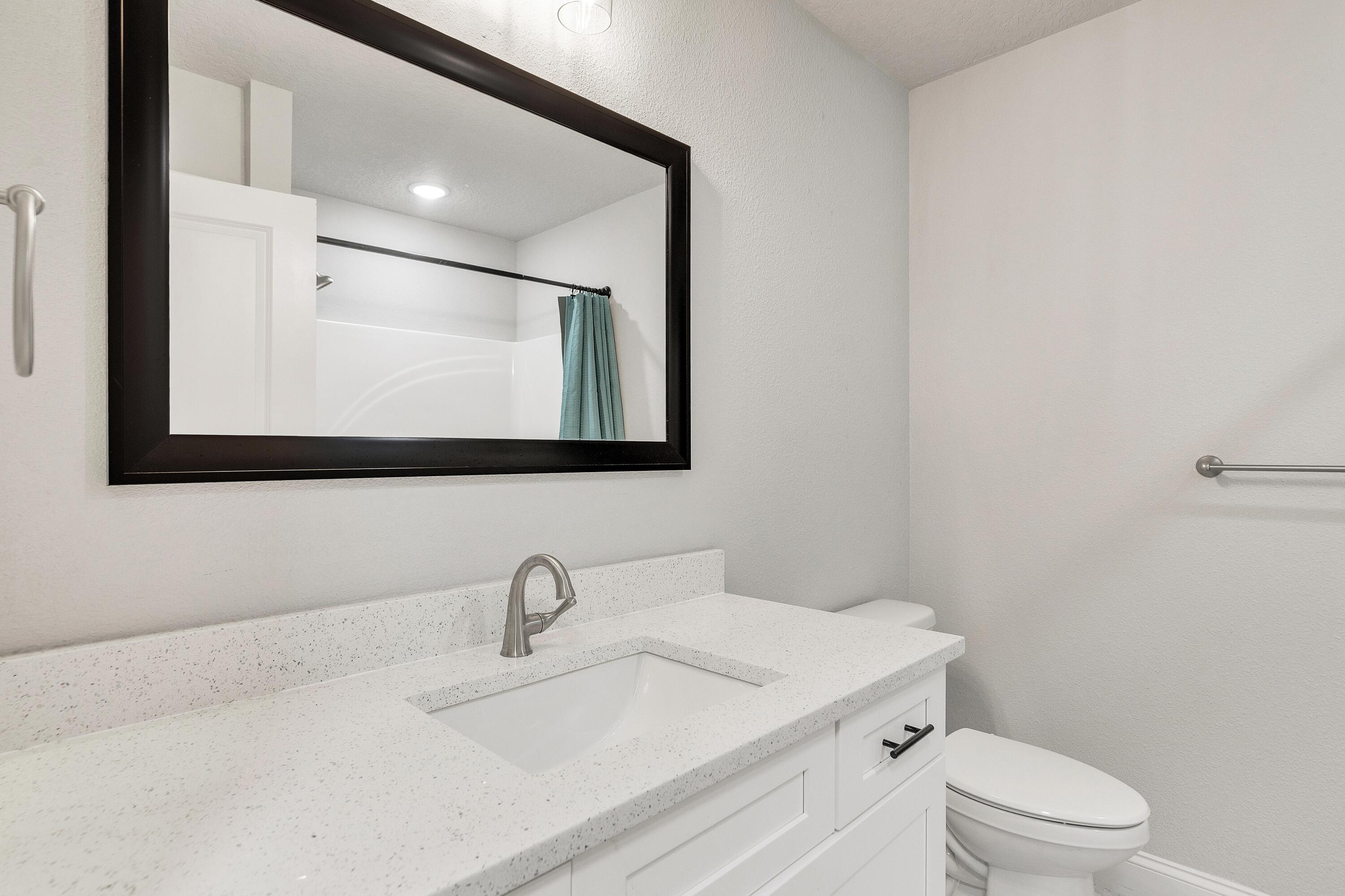 FOREST HEIGHTS - Residential Lease