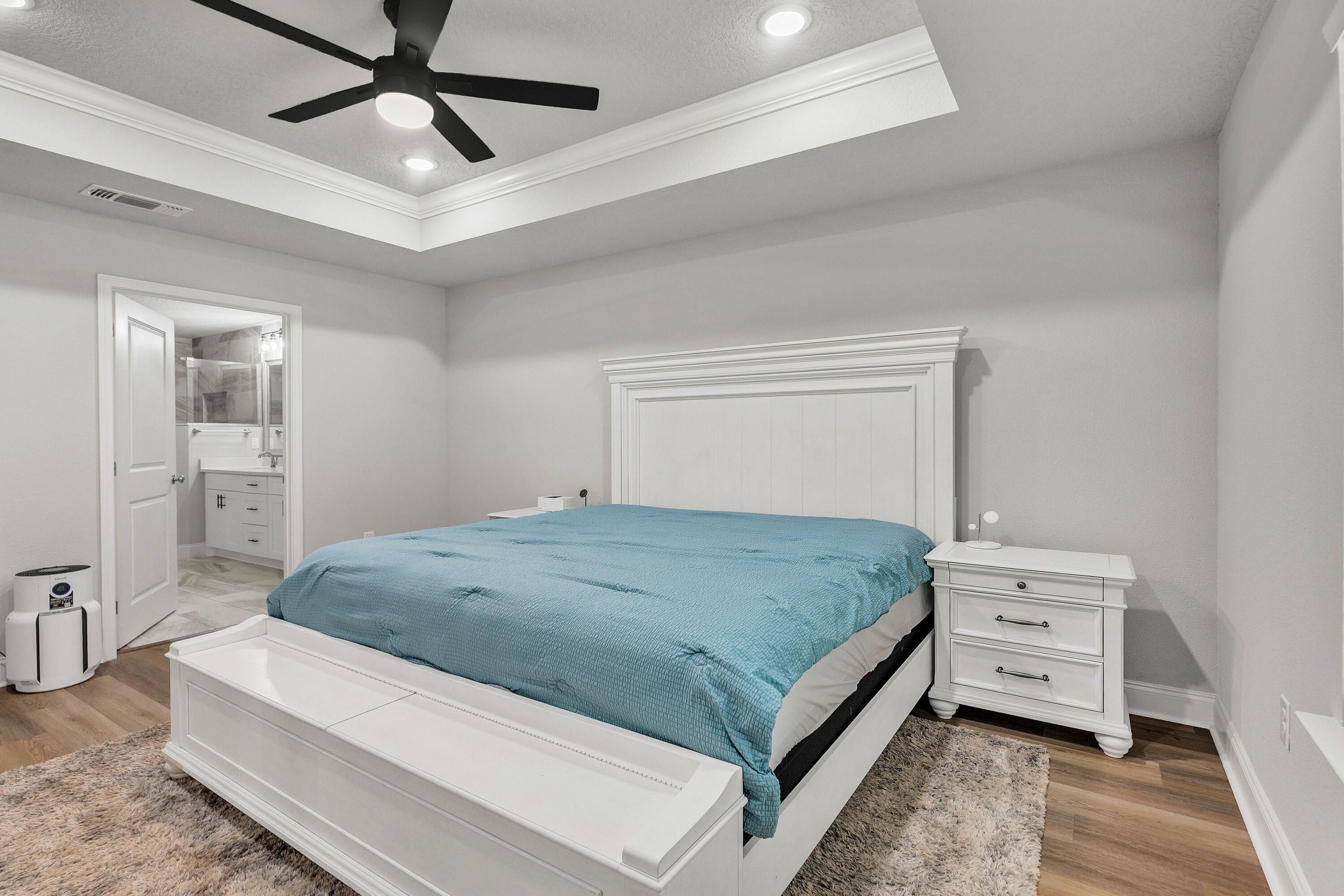 FOREST HEIGHTS - Residential Lease