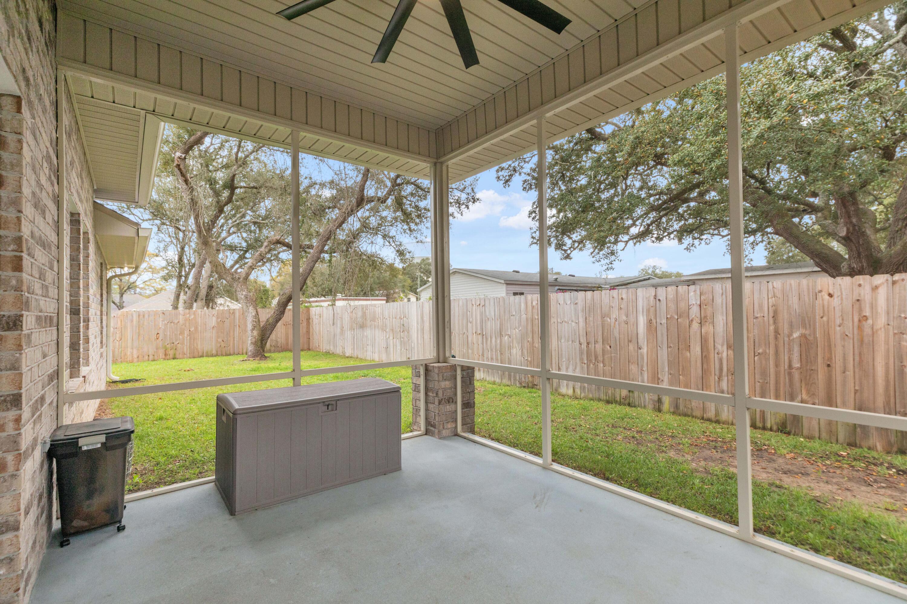 FOREST HEIGHTS - Residential Lease