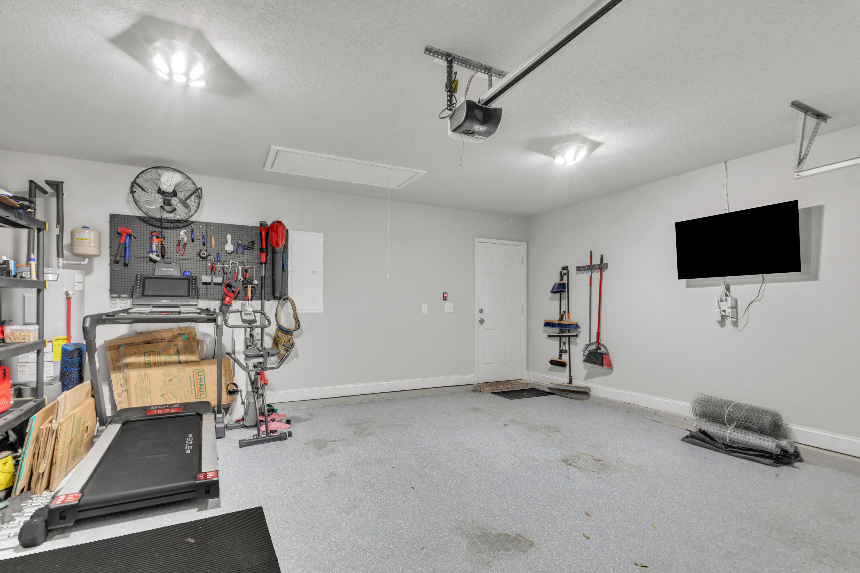 FOREST HEIGHTS - Residential Lease