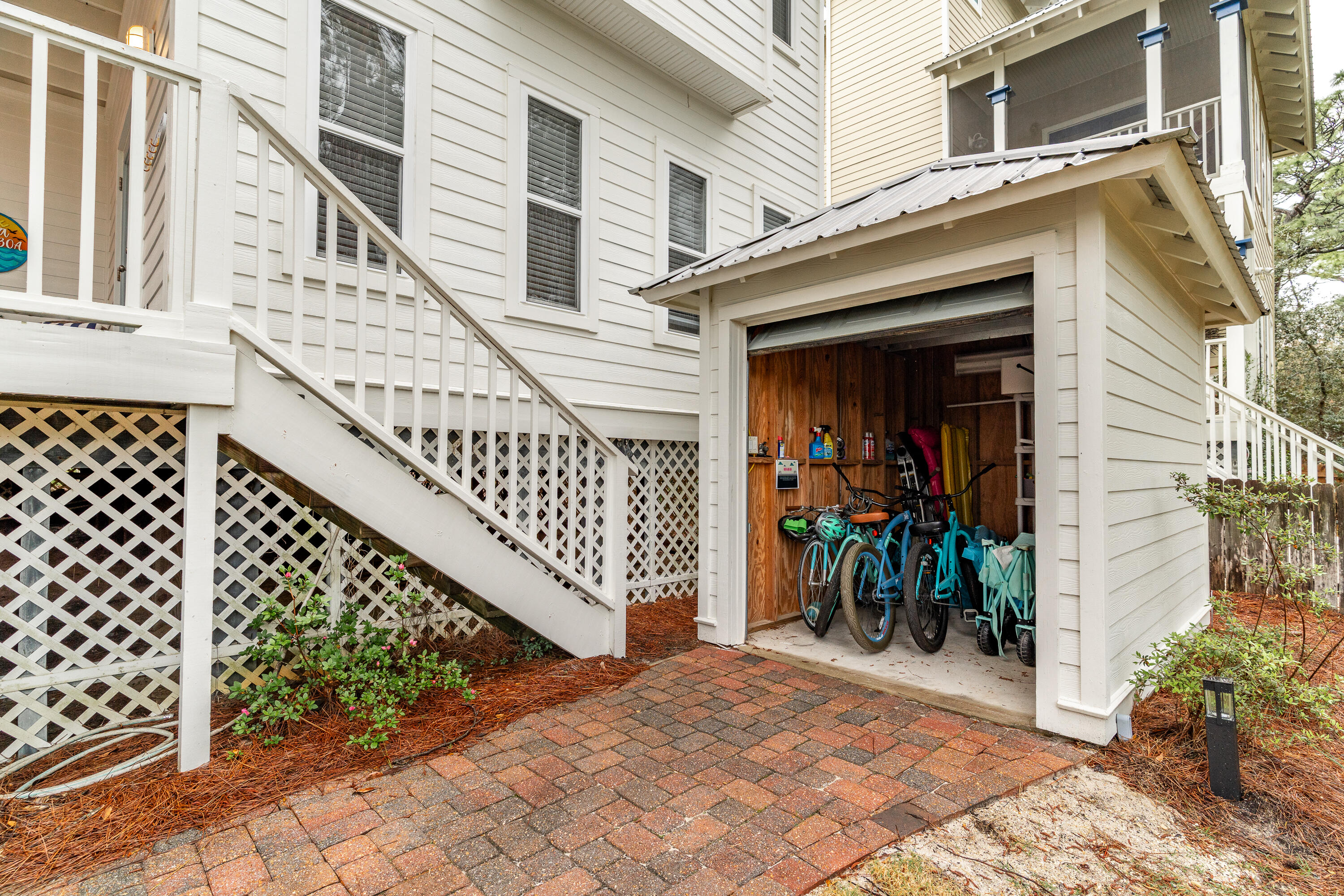 OLD FLORIDA VILLAGE - Residential