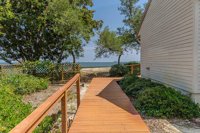 WYNNEHAVEN BEACH ESTATES - Residential