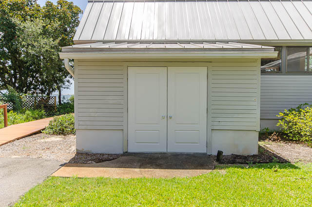 WYNNEHAVEN BEACH ESTATES - Residential