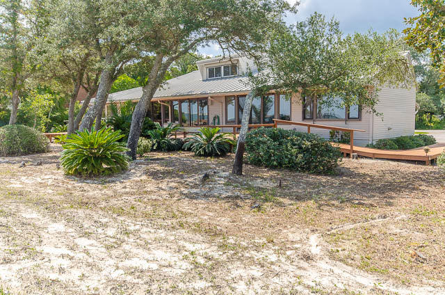 WYNNEHAVEN BEACH ESTATES - Residential