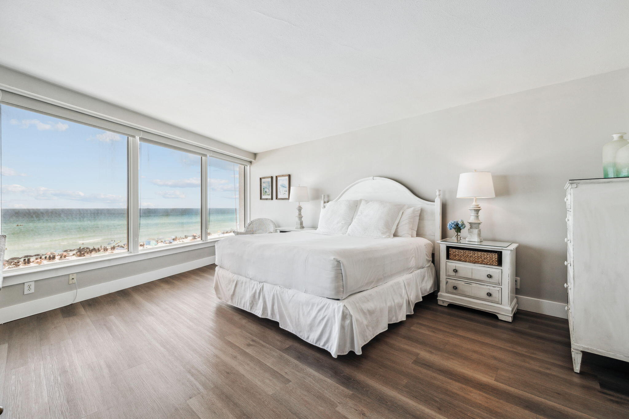 BEACHSIDE TWO - Residential