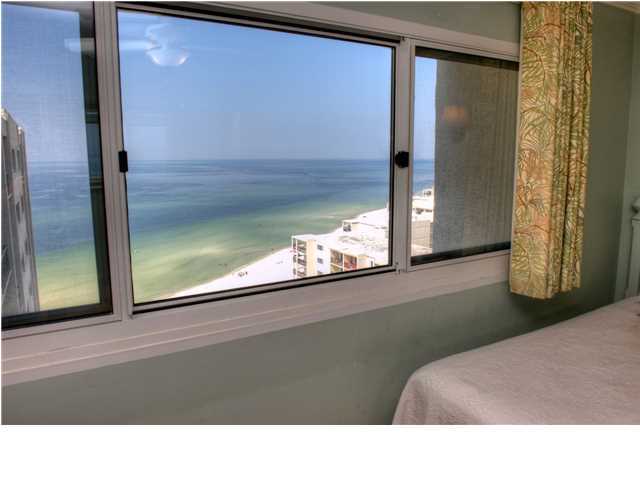 PINNACLE PORT - Residential