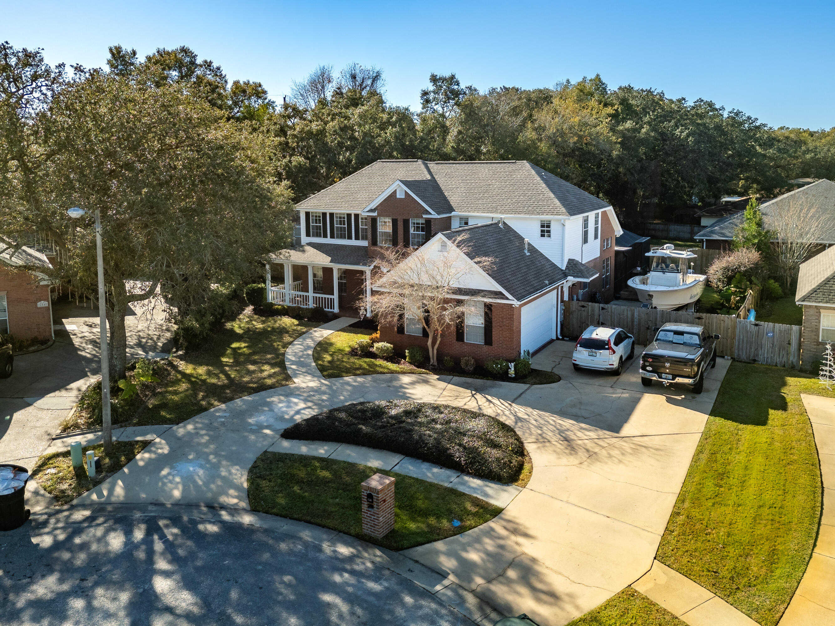 CINCO RIDGE ESTATES - Residential