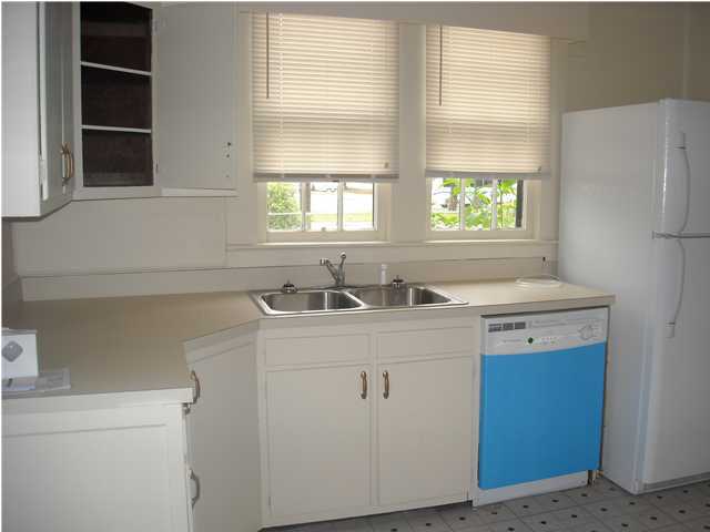 CRESTVIEW - Residential Lease