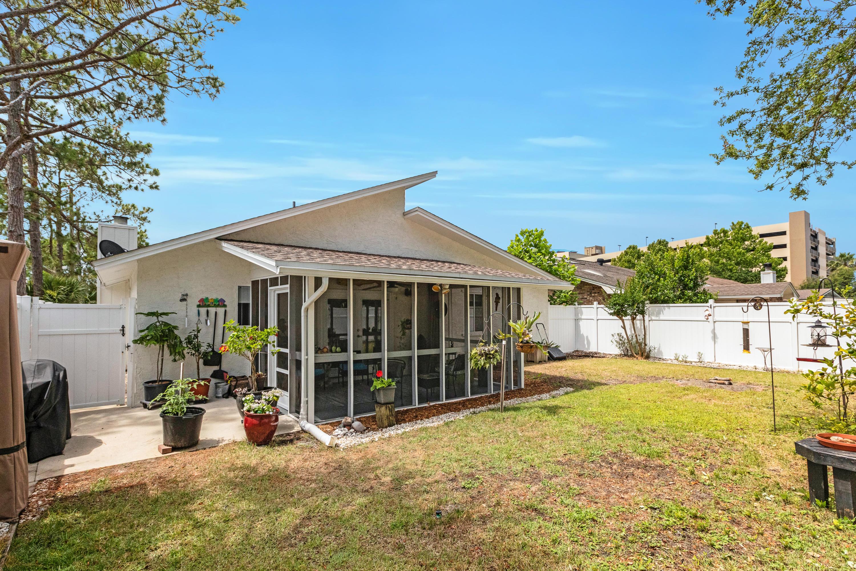 OPEN SANDS - Residential