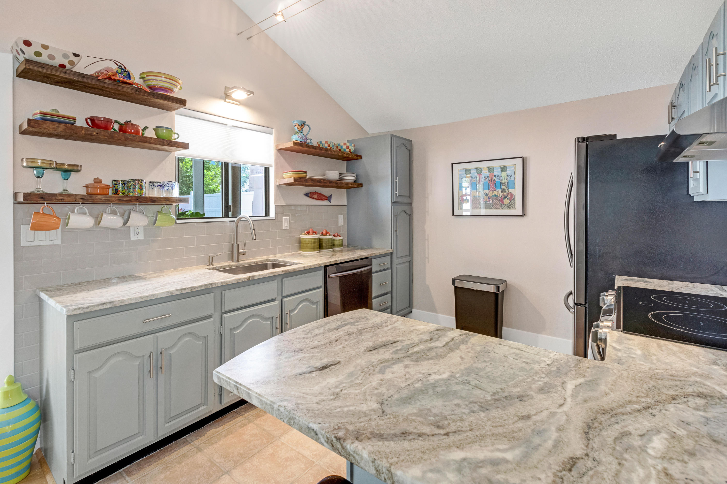 OPEN SANDS - Residential