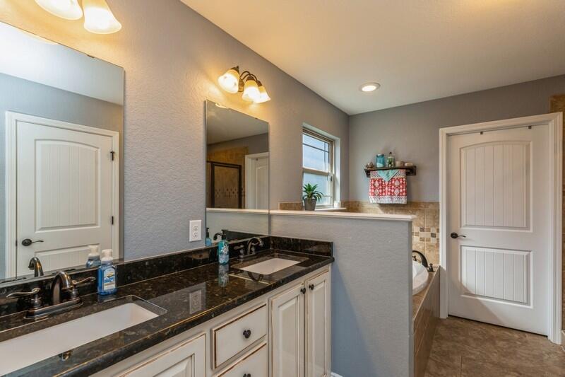 NAVARRE S/D 2ND ADDN - Residential