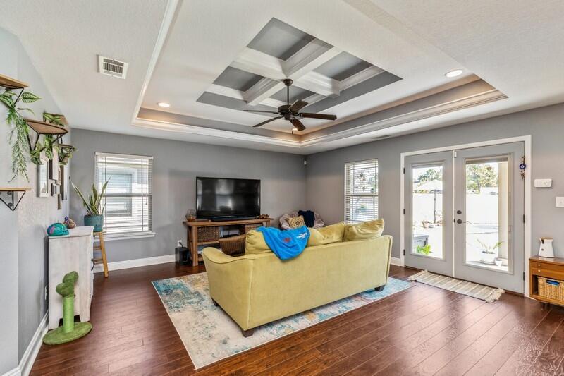 NAVARRE S/D 2ND ADDN - Residential