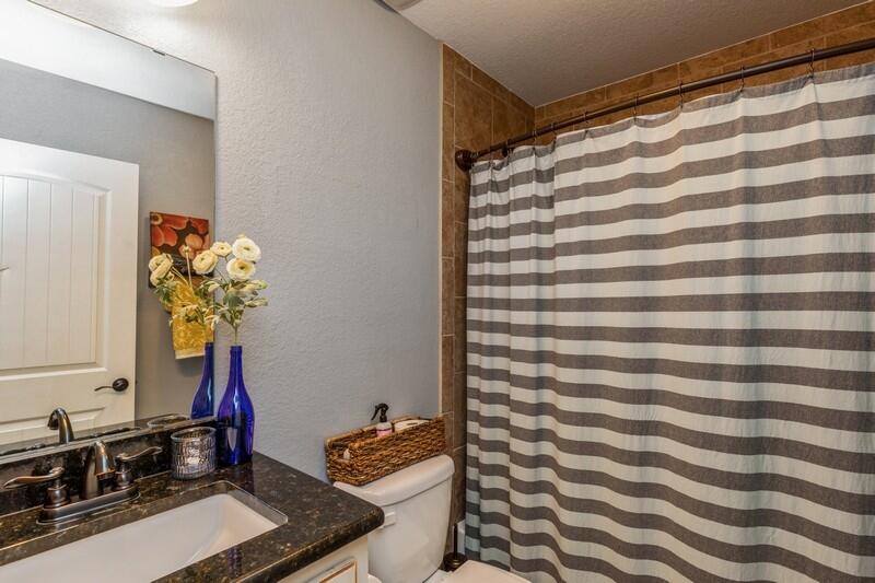 NAVARRE S/D 2ND ADDN - Residential