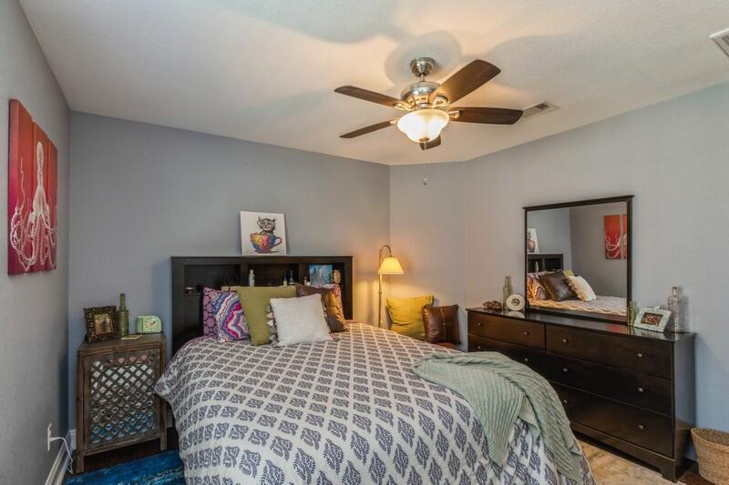 NAVARRE S/D 2ND ADDN - Residential