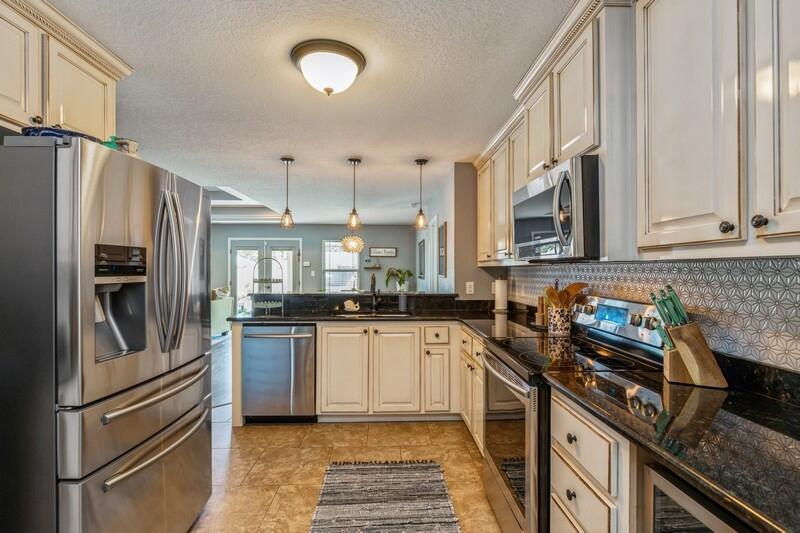 NAVARRE S/D 2ND ADDN - Residential