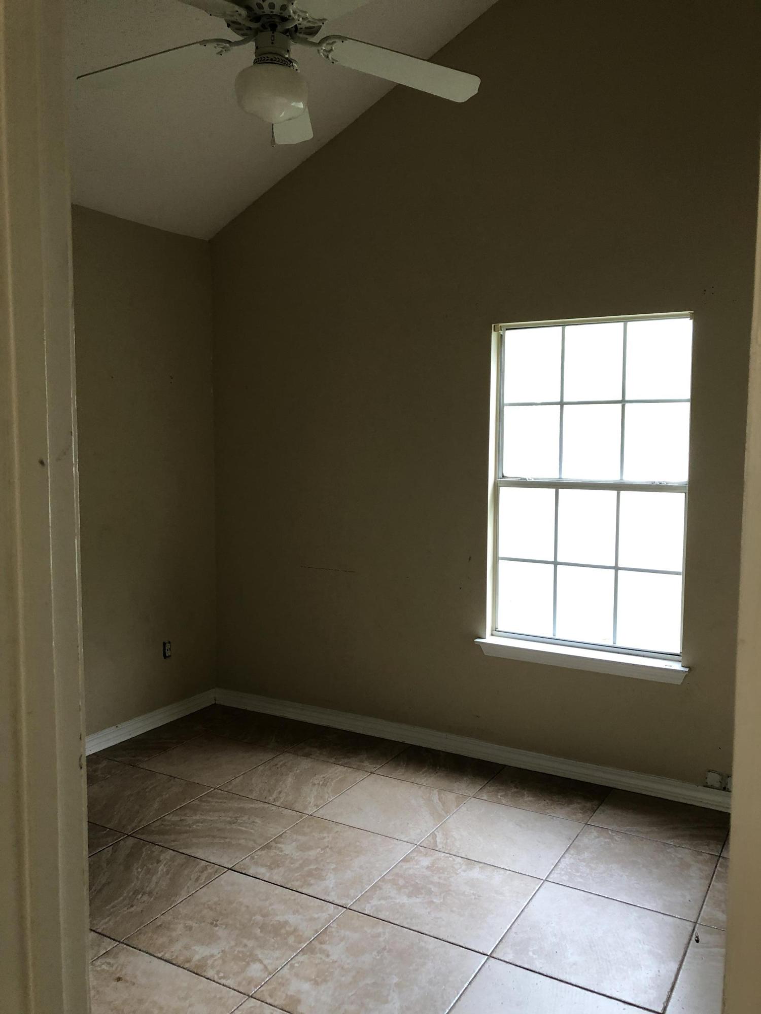 IVALEA GARDENS - Residential